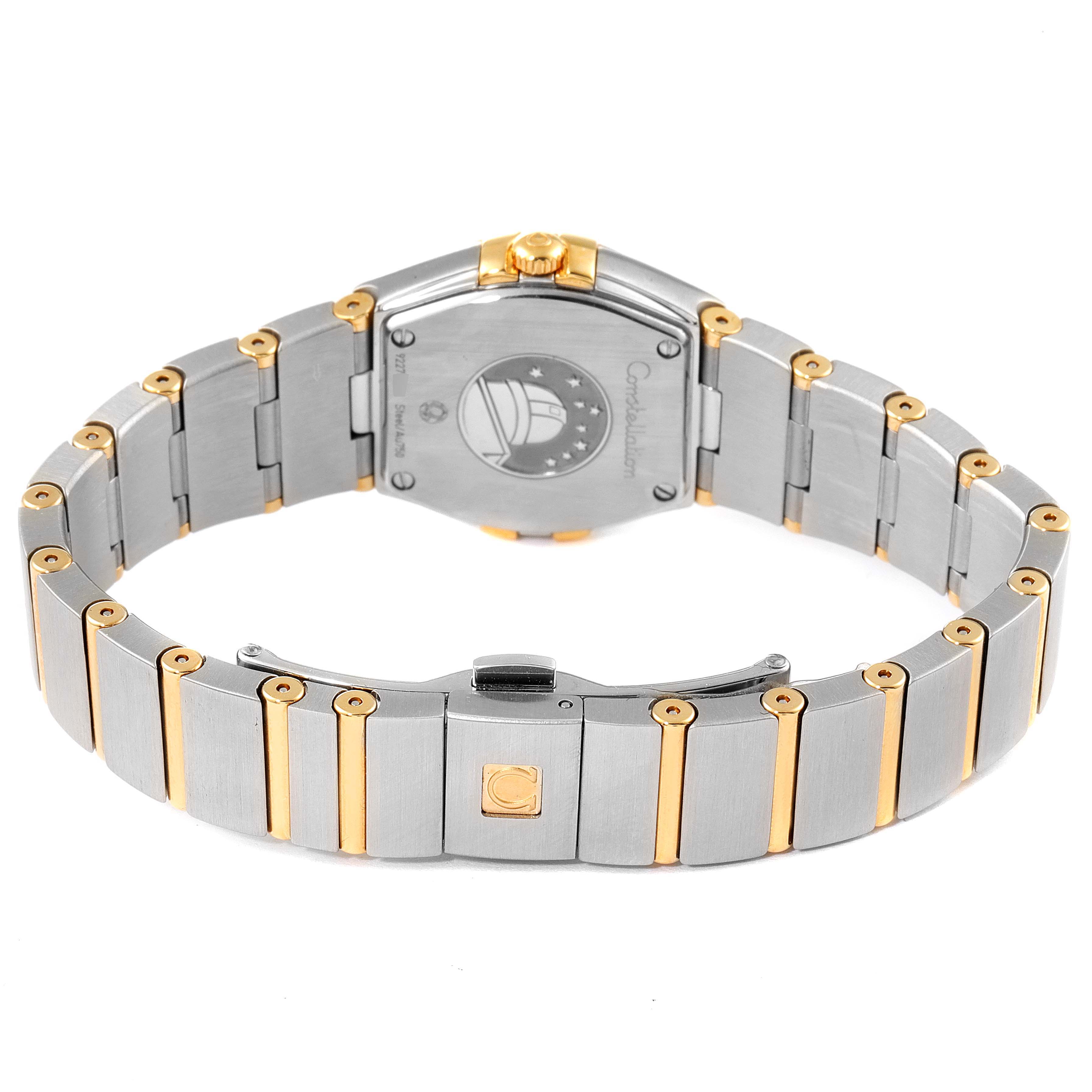The image shows the back and band of the Omega 123.25.24.60.05.001 Women
s Steel and Gold (two tone) Mother of Pearl Dial 123.25.24.60.05.001 Women
s Steel and Gold (two tone) Mother of Pearl Dial Constellation Star Steel Yellow Gold Diamond Watch 123.25.24.60.05.001.