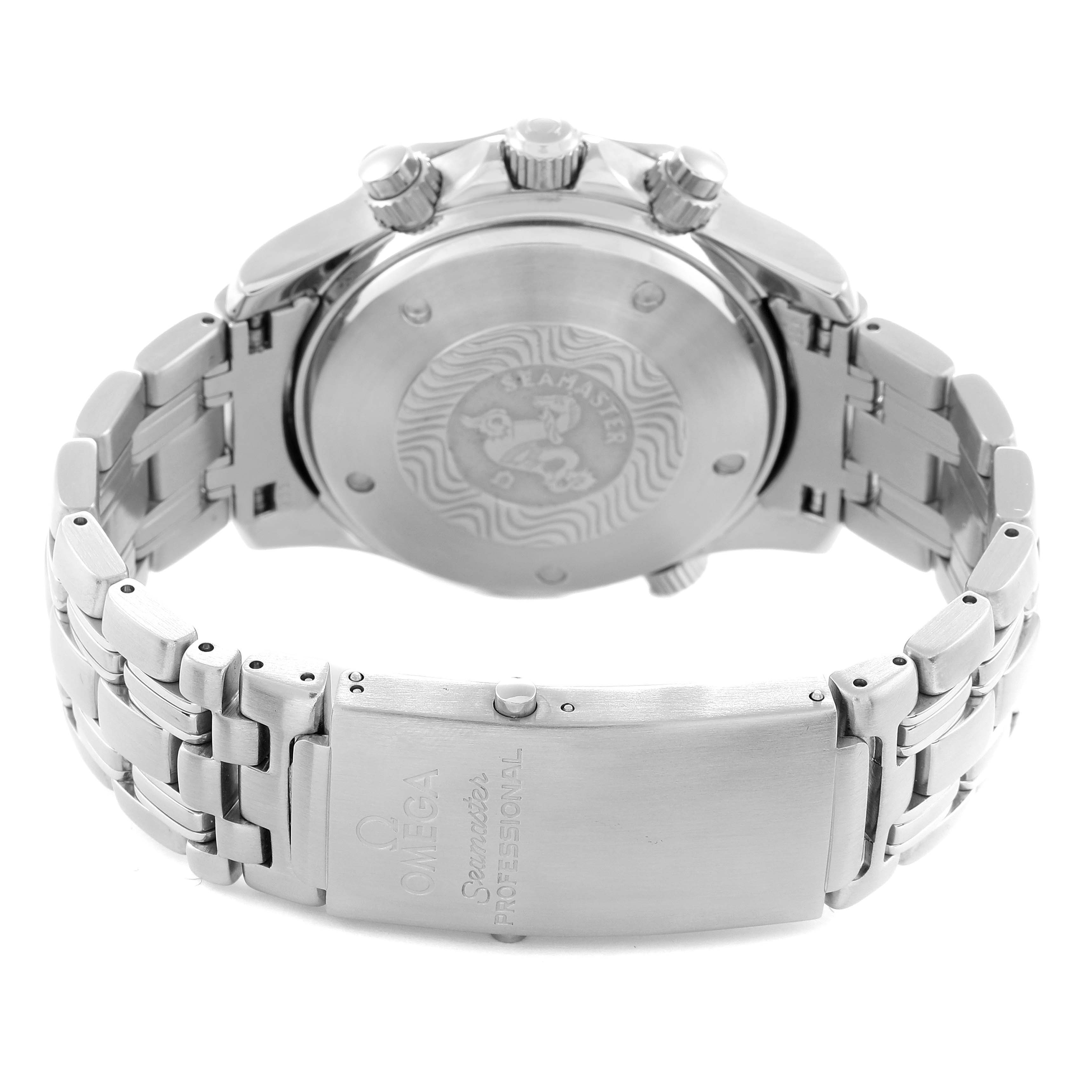 The image shows the case back and bracelet of an Omega Seamaster 2598.80.00 Men
s Stainless Steel Blue Dial 2598.80.00 Men
s Stainless Steel Blue Dial model, highlighting its engraving and clasps.