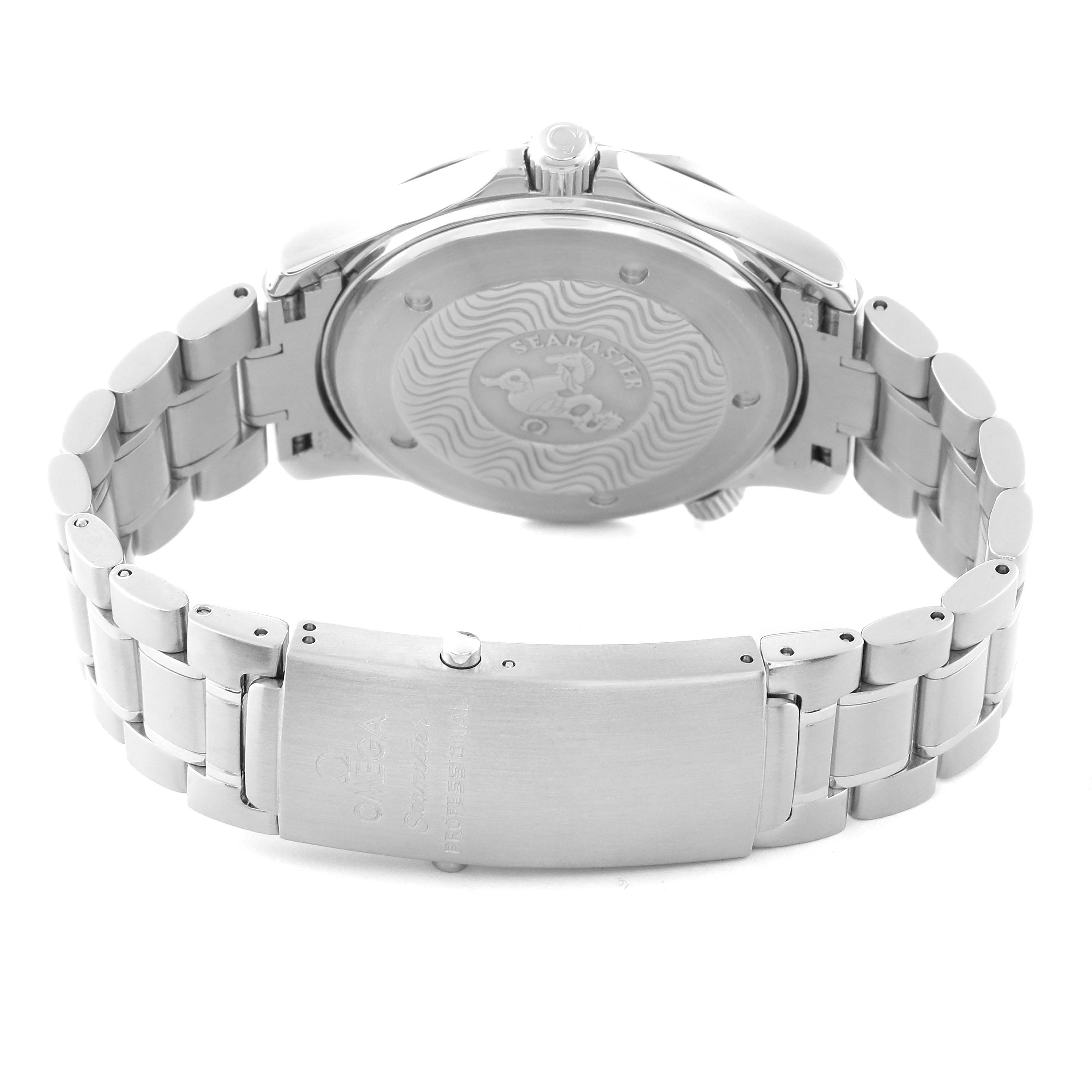 This image shows the back and bracelet of an Omega Seamaster 2254.50.00 Men
s Stainless Steel Black Dial 2254.50.00 Men
s Stainless Steel Black Dial watch, highlighting the engraved case back and the clasp.