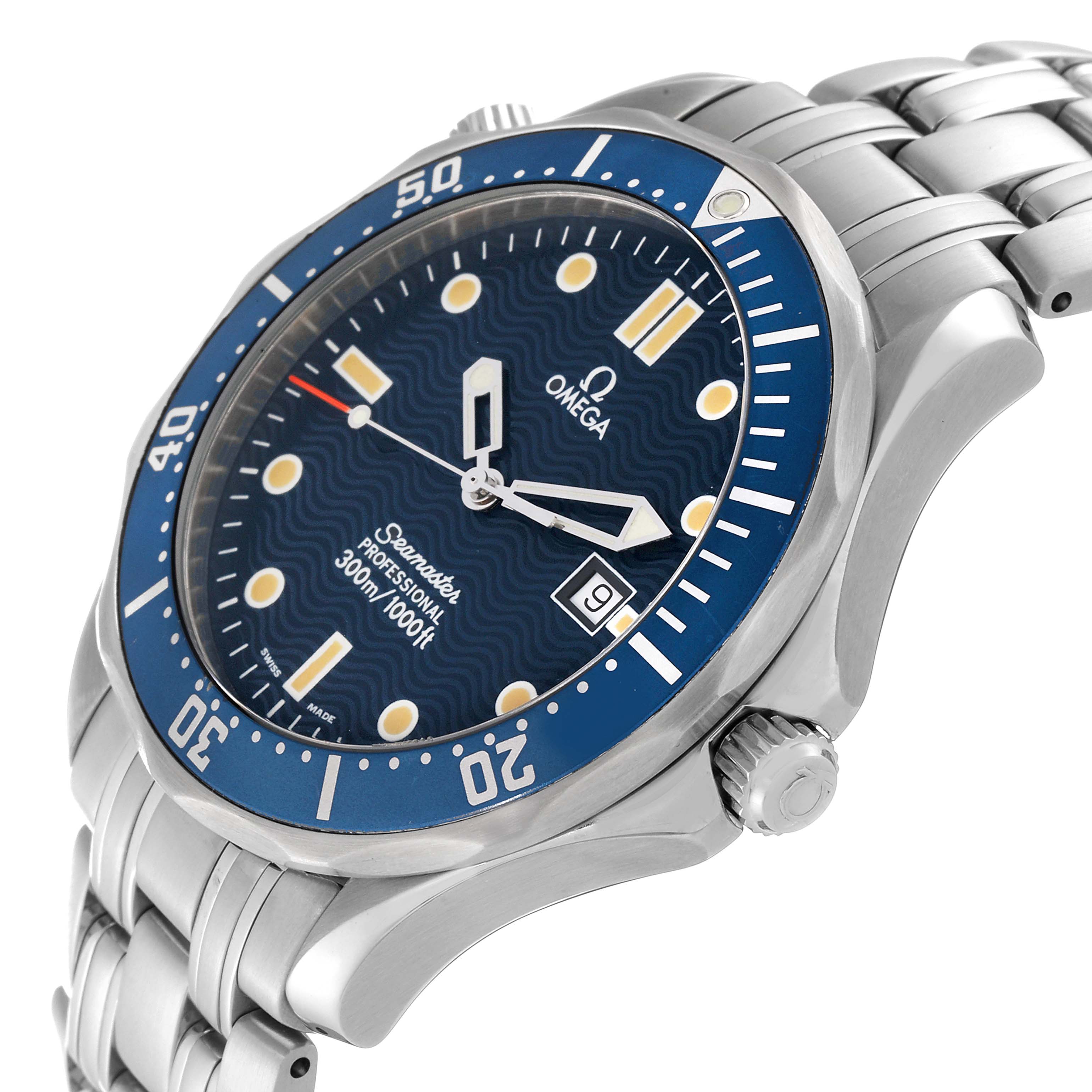 The image shows an angled view of the Omega Seamaster 2541.80.00 Men's Stainless Steel Blue Dial 2541.80.00 Men's Stainless Steel Blue Dial watch, highlighting its blue bezel, dial, crown, date window, and stainless steel bracelet.