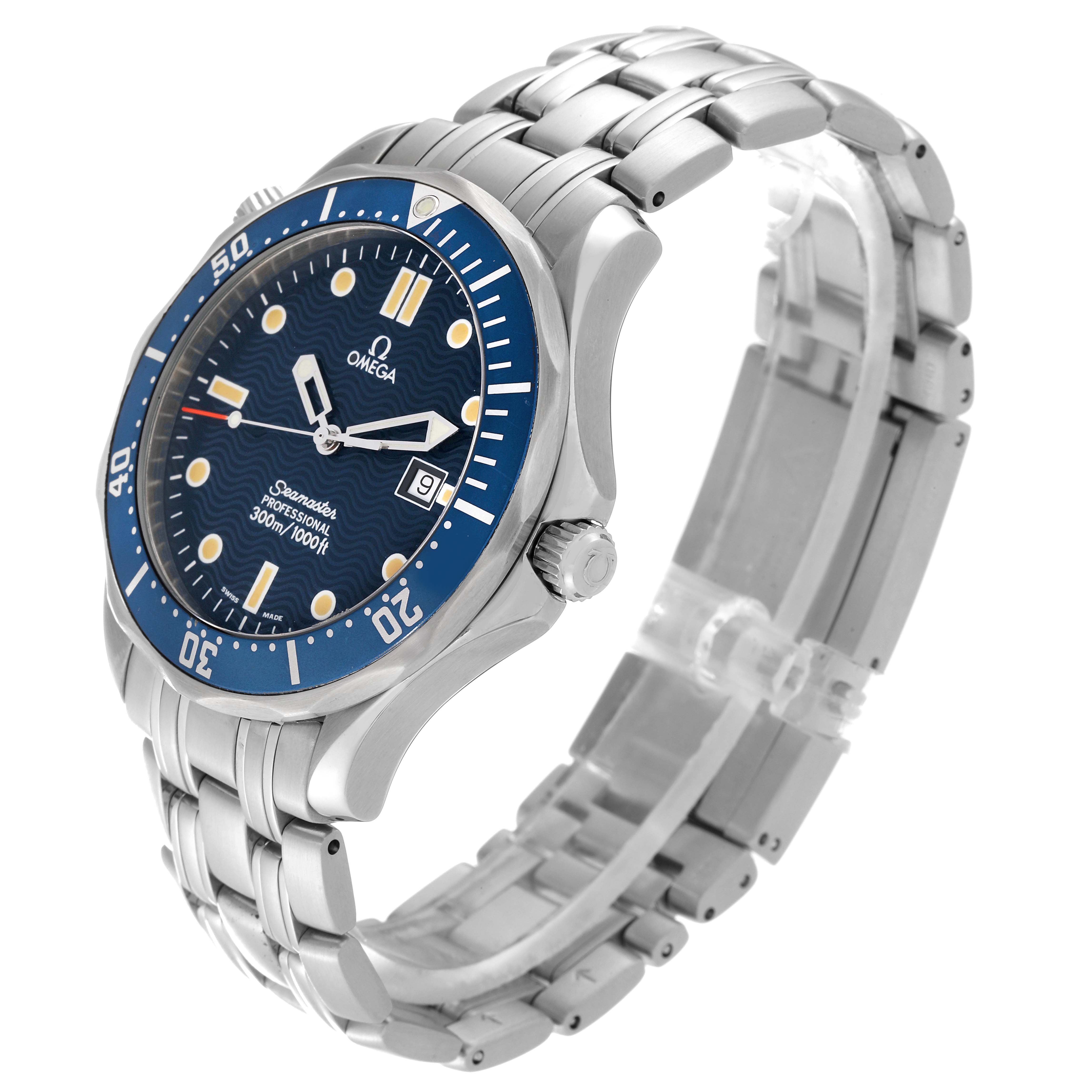 The image shows an Omega Seamaster 2541.80.00 Men's Stainless Steel Blue Dial 2541.80.00 Men's Stainless Steel Blue Dial watch at a slight angle, displaying the face, bezel, crown, and stainless steel bracelet.
