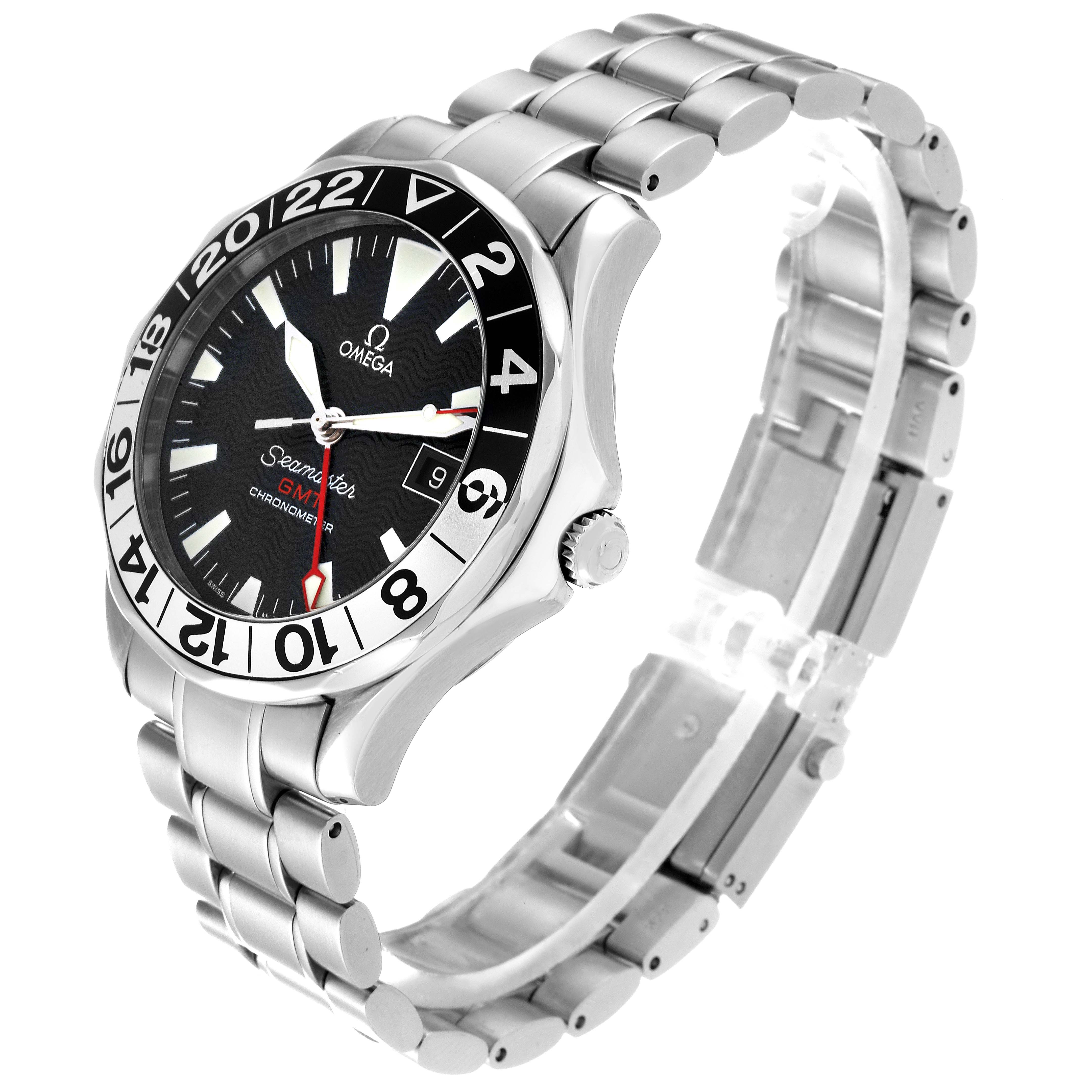 This image shows a side angle of the Omega Seamaster 2536.50.00 Men
s Stainless Steel Black Dial 2536.50.00 Men
s Stainless Steel Black Dial watch, highlighting its black dial, bezel with numerals, and metal bracelet.