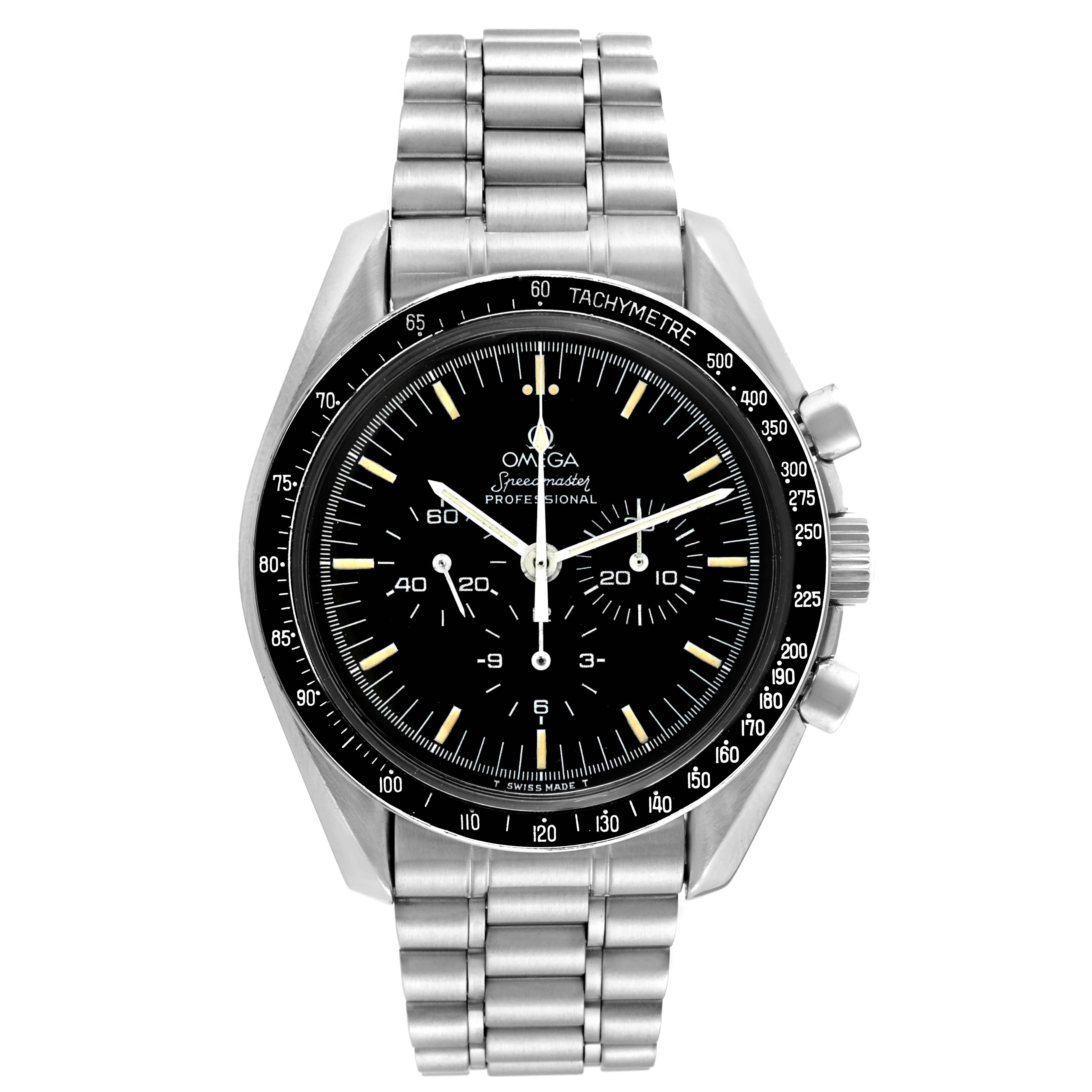 This image shows a front view of the Omega Speedmaster 145.022 Men
s Stainless Steel Black Dial 145.022 Men
s Stainless Steel Black Dial watch, including its face, bezel, crown, pushers, and stainless steel bracelet.