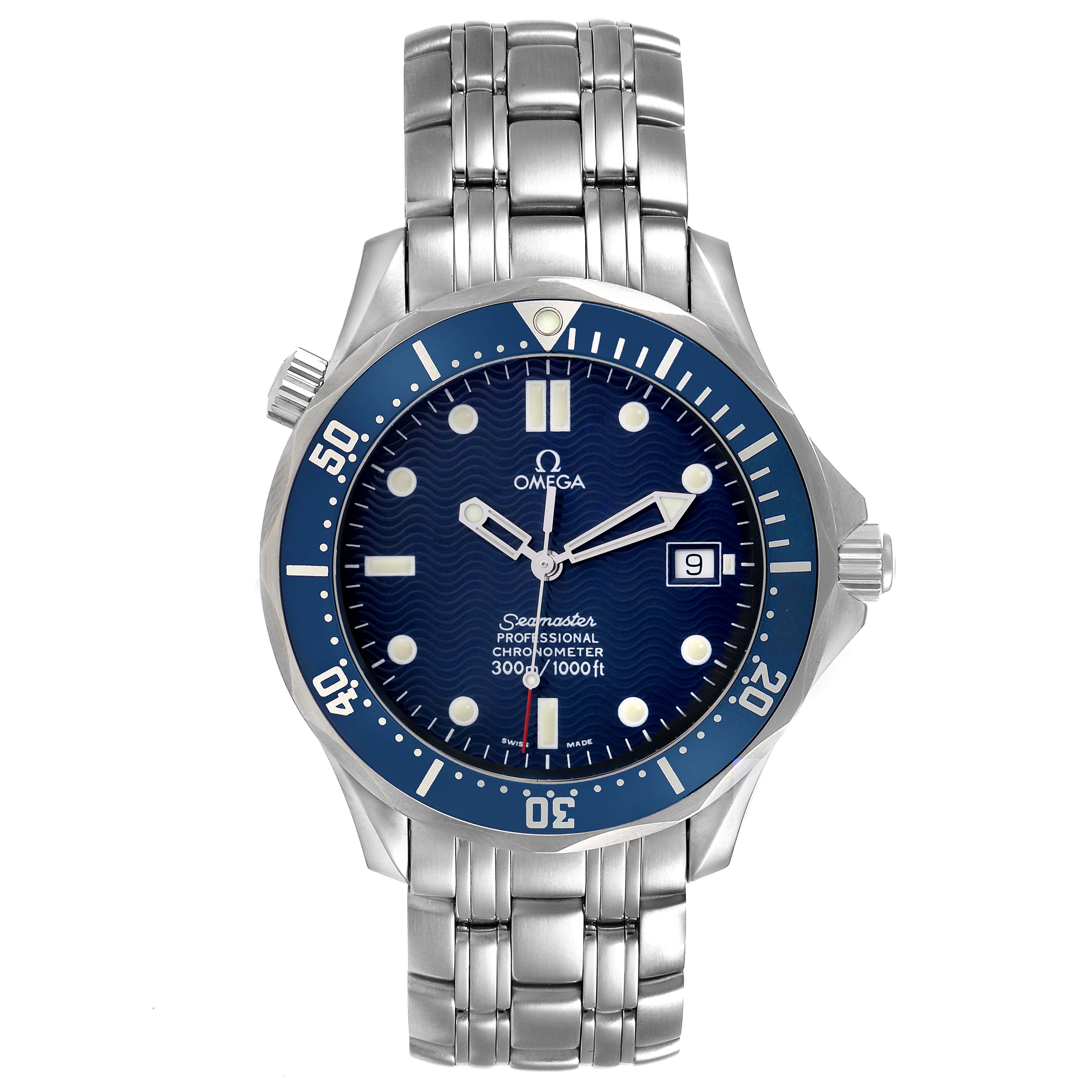 The image shows a frontal view of an Omega Seamaster 2531.80.00 Men
s Stainless Steel Blue Dial 2531.80.00 Men
s Stainless Steel Blue Dial watch, displaying its dial, bezel, bracelet, and crown.