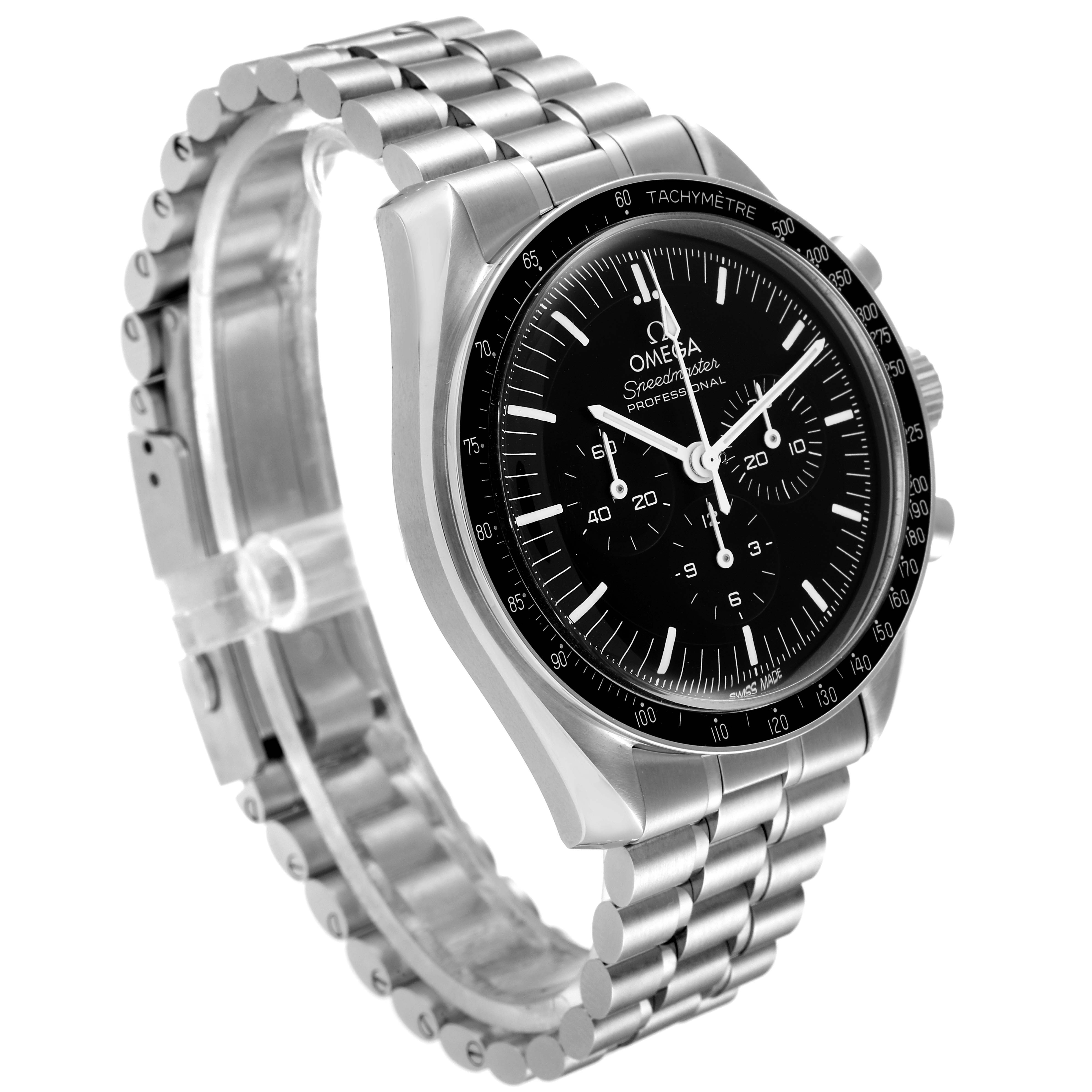 This Omega Speedmaster 310.32.42.50.01.001 Men
s Stainless Steel Black Dial 310.32.42.50.01.001 Men
s Stainless Steel Black Dial watch is shown at an oblique angle, highlighting its face, tachymeter bezel, and metal bracelet.