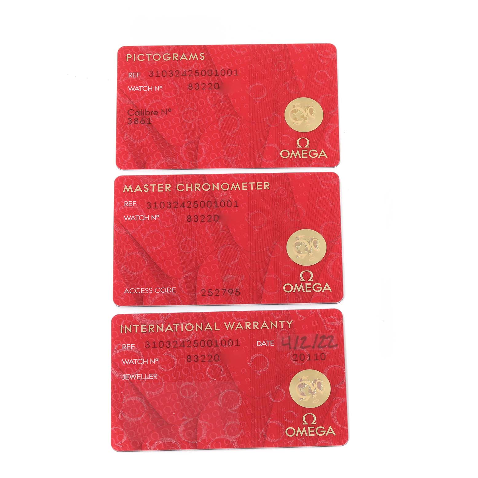 The image shows three red cards for an Omega Speedmaster 310.32.42.50.01.001 Men
s Stainless Steel Black Dial 310.32.42.50.01.001 Men
s Stainless Steel Black Dial: Pictograms, Master Chronometer, and International Warranty.