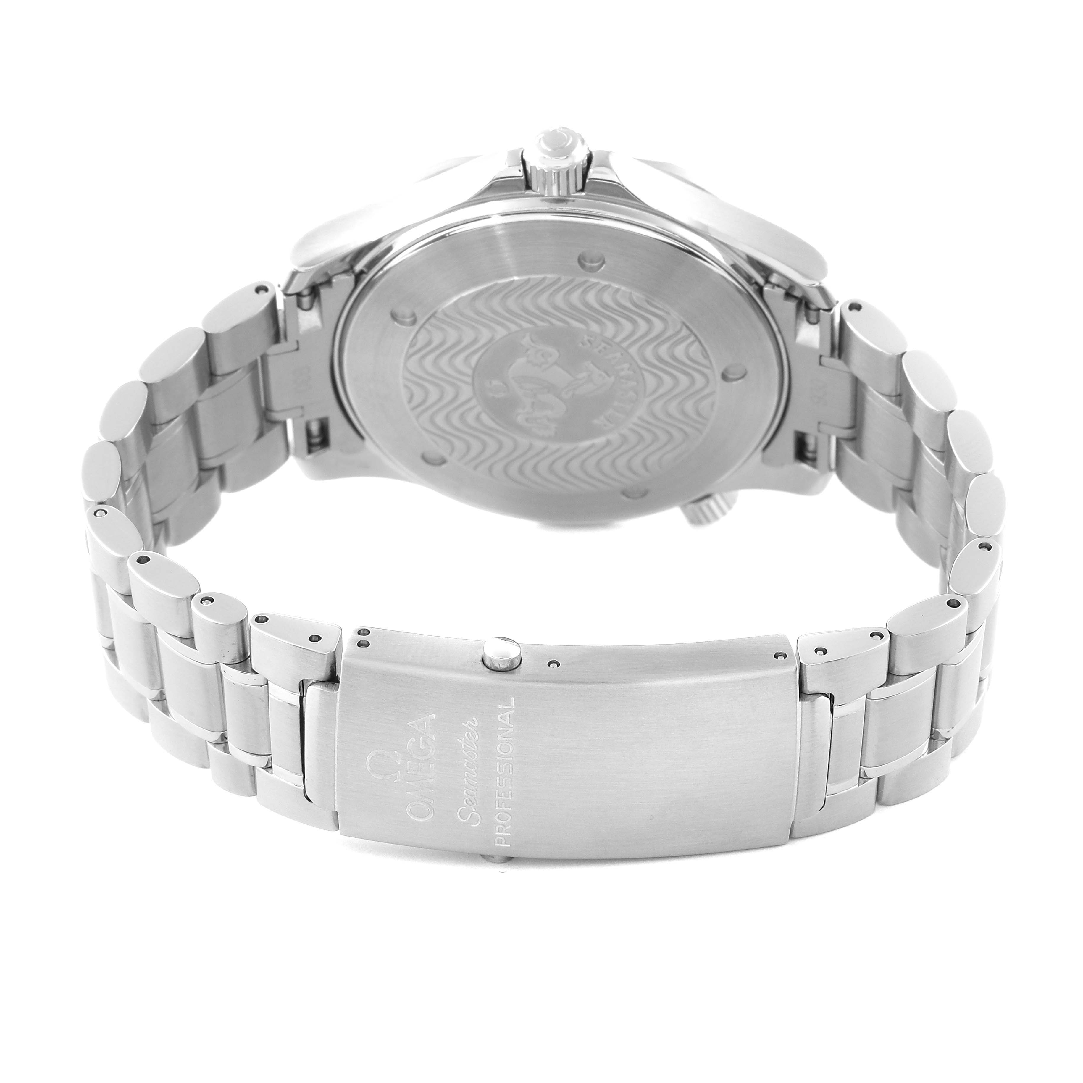 The image shows the back and stainless steel bracelet of the Omega Seamaster 2264.50.00 Men
s Stainless Steel Black Dial 2264.50.00 Men
s Stainless Steel Black Dial watch, highlighting its clasp and case back.