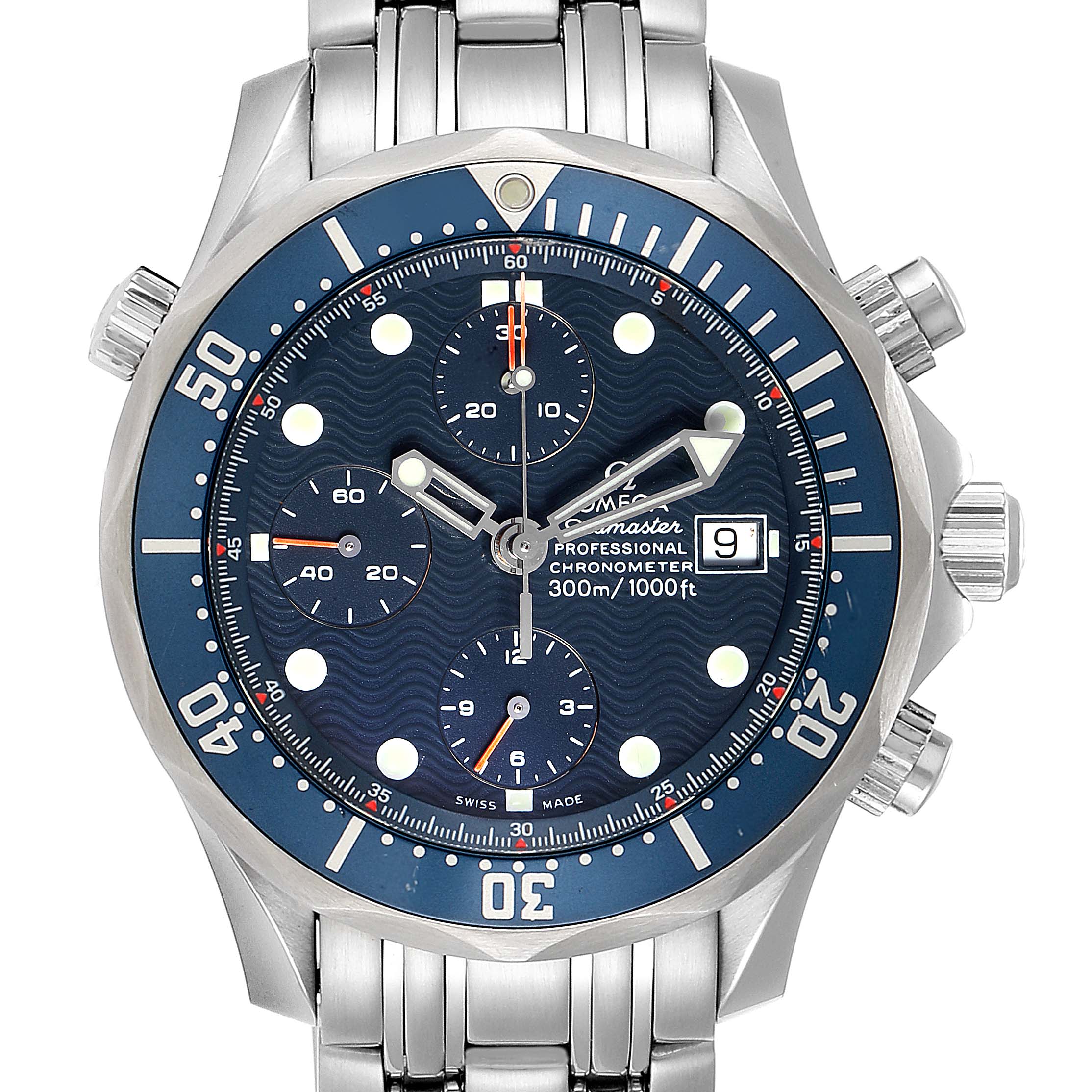 The image shows a front view of an Omega Seamaster 2599.80.00 Men
s Stainless Steel Blue Dial 2599.80.00 Men
s Stainless Steel Blue Dial watch, highlighting its dial, bezel, and metal bracelet.