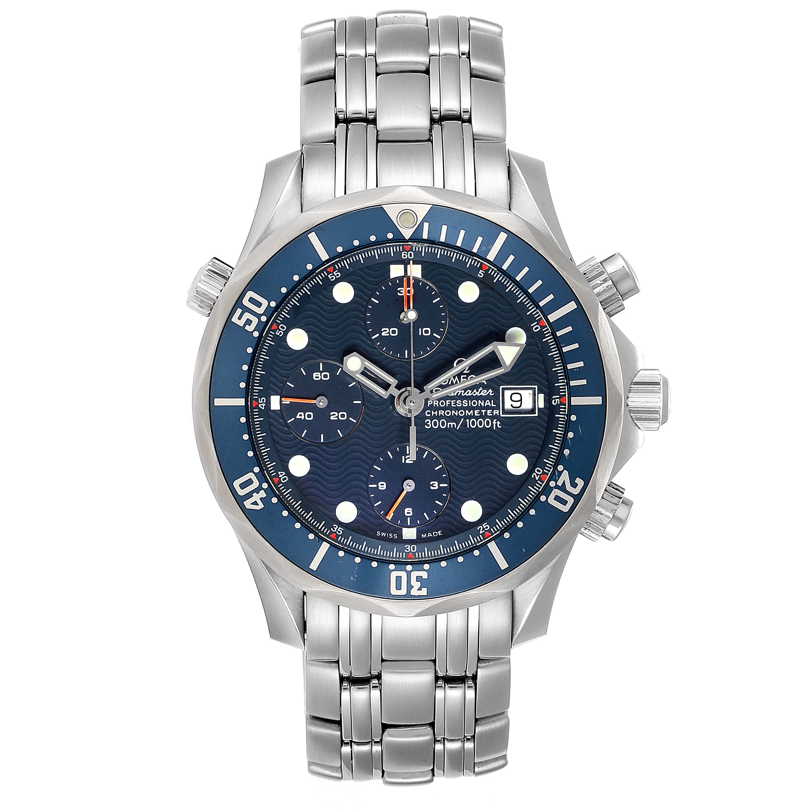The image shows a front view of the Omega Seamaster 2599.80.00 Men
s Stainless Steel Blue Dial 2599.80.00 Men
s Stainless Steel Blue Dial watch, highlighting its dial, bezel, and stainless steel bracelet.