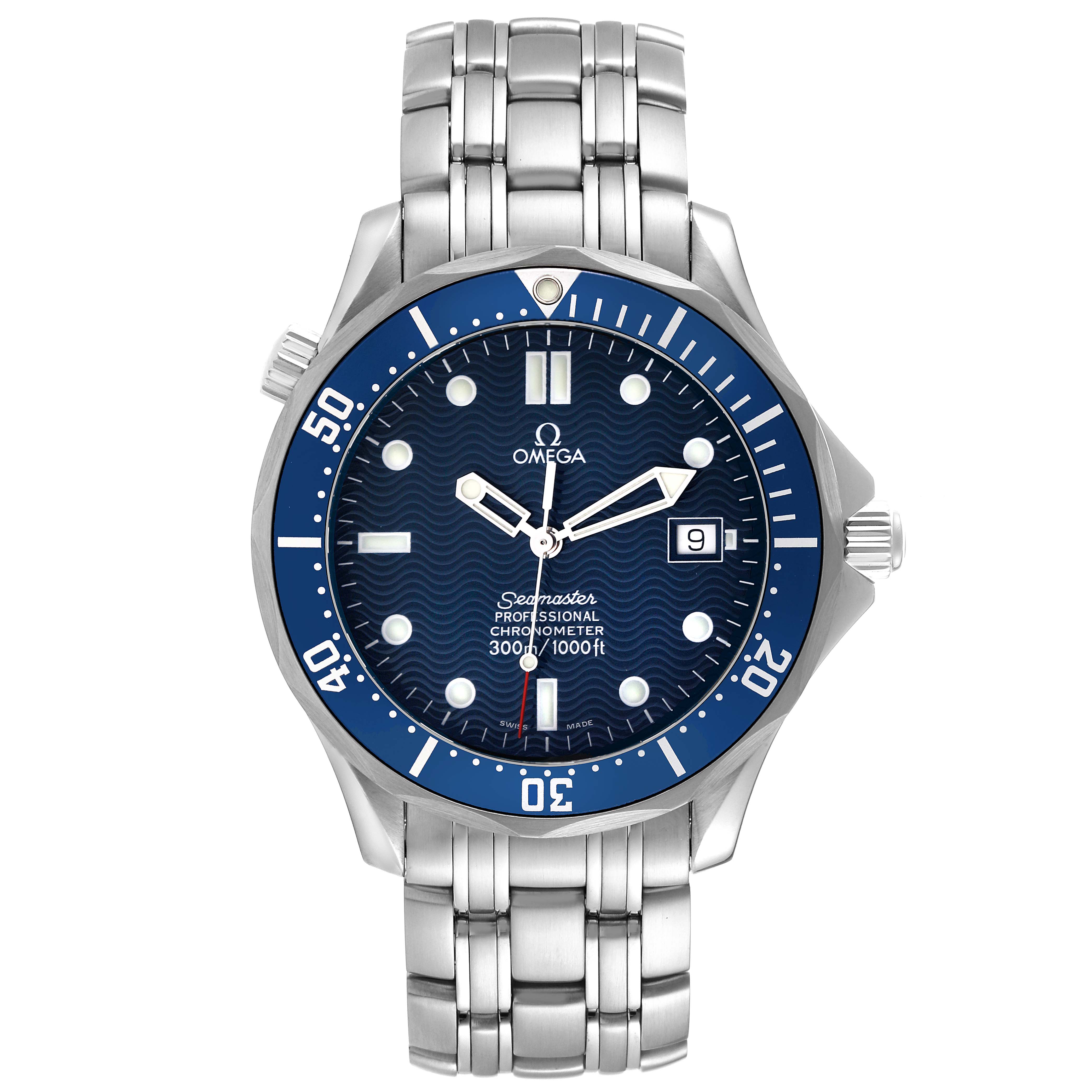 This image shows a frontal view of an Omega Seamaster 2531.80.00 Men's Stainless Steel Blue Dial 2531.80.00 Men's Stainless Steel Blue Dial watch featuring its dial, bezel, crown, and stainless steel bracelet.