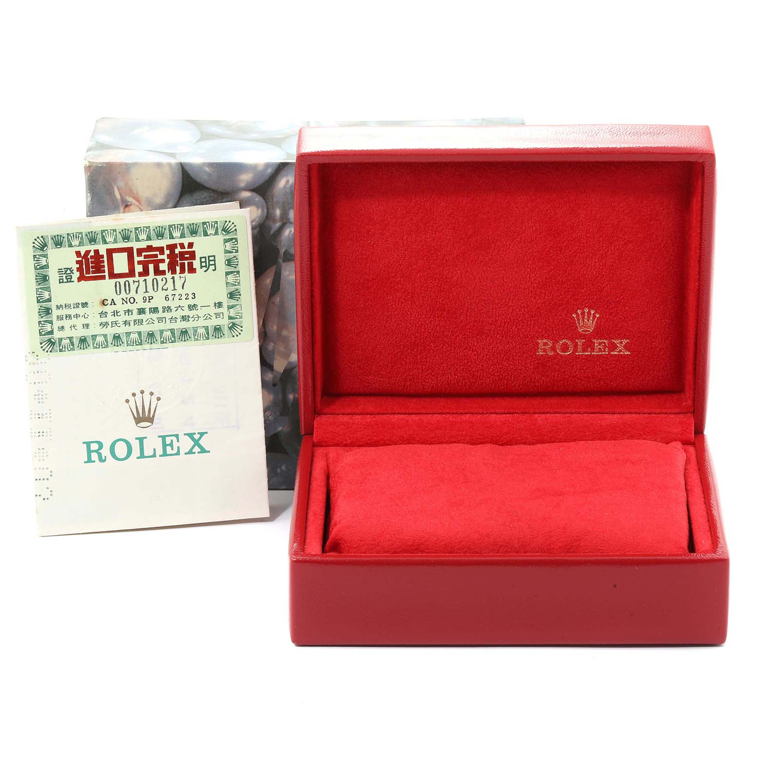 The image shows an open Rolex President 69158 Women
s Yellow Gold Champagne Dial 69158 Women
s Yellow Gold Champagne Dial model watch box along with its accompanying documentation and packaging.