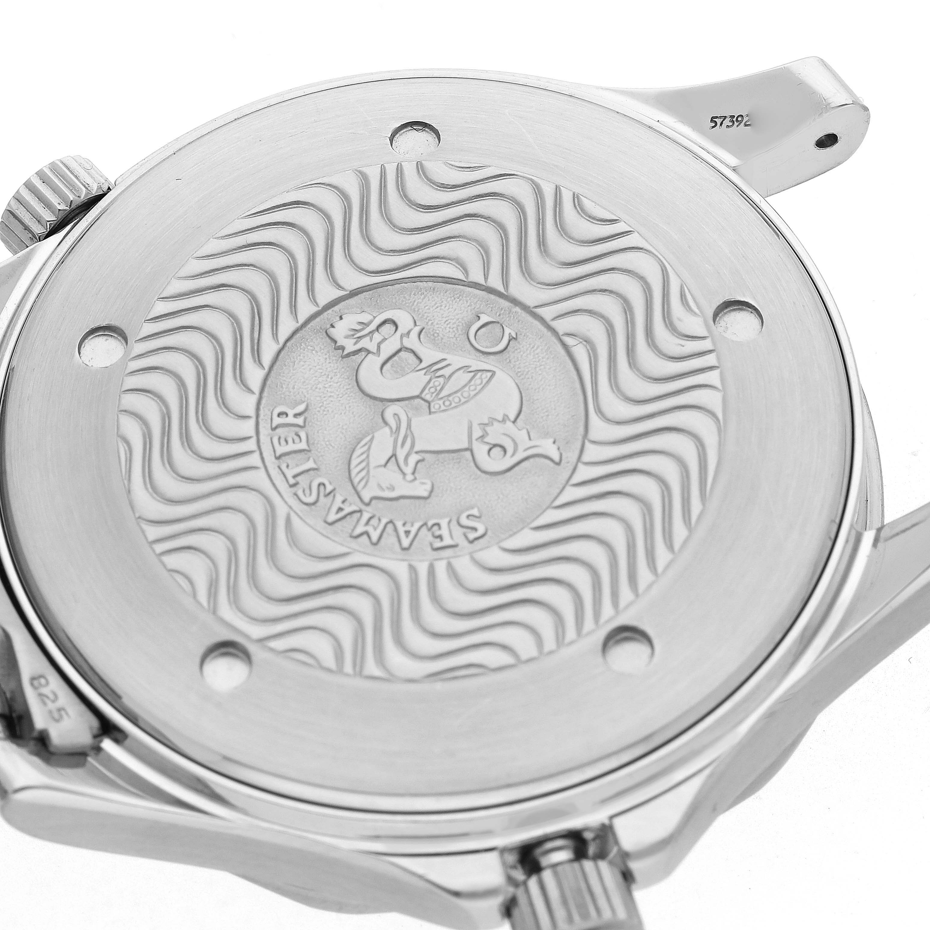 The image shows the back case of an Omega Seamaster 2541.80.00 Men
s Stainless Steel Blue Dial 2541.80.00 Men
s Stainless Steel Blue Dial watch, featuring engravings and a wave pattern.