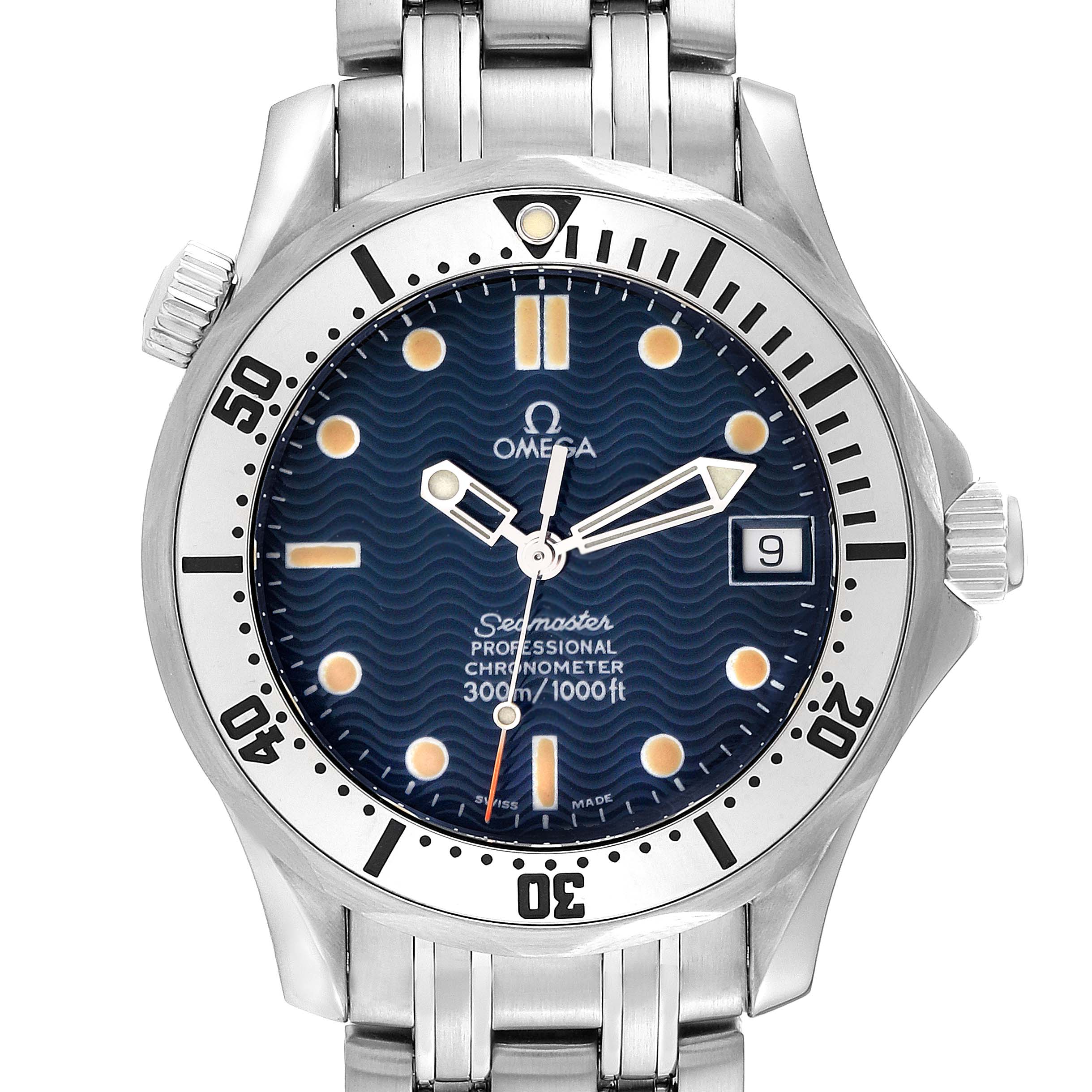 The Omega Seamaster 2552.80.00 Men's Stainless Steel Blue Dial 2552.80.00 Men's Stainless Steel Blue Dial watch is shown from the front, displaying the dial, bezel, crown, and part of the bracelet.