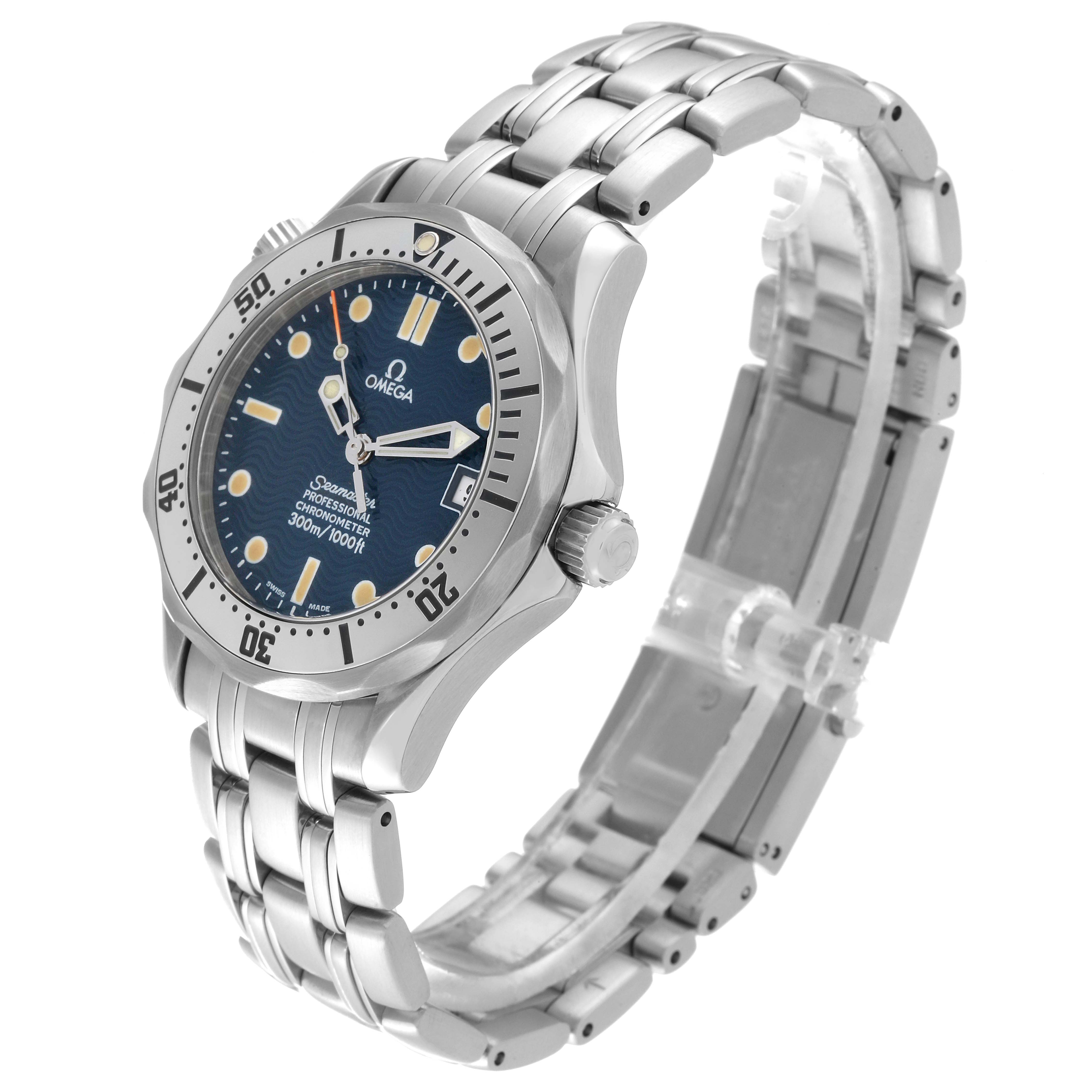 The watch is an Omega Seamaster 2552.80.00 Men's Stainless Steel Blue Dial 2552.80.00 Men's Stainless Steel Blue Dial, showing the dial, bezel, crown, and bracelet from a front right angle.
