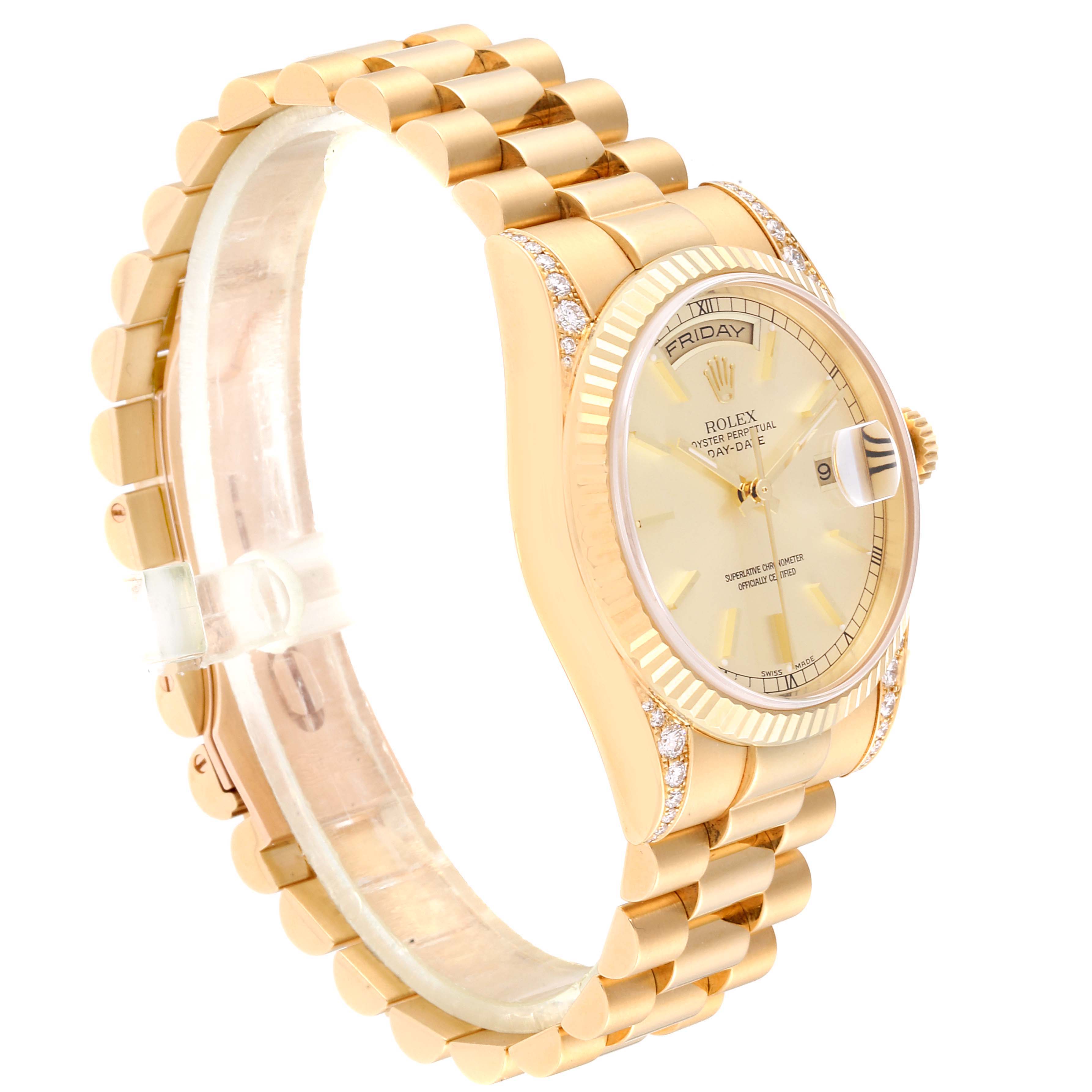 This image shows a side angle of the Rolex President 118338 Men
s Yellow Gold Champagne Dial 118338 Men
s Yellow Gold Champagne Dial model, highlighting its gold bracelet, bezel, and watch face.