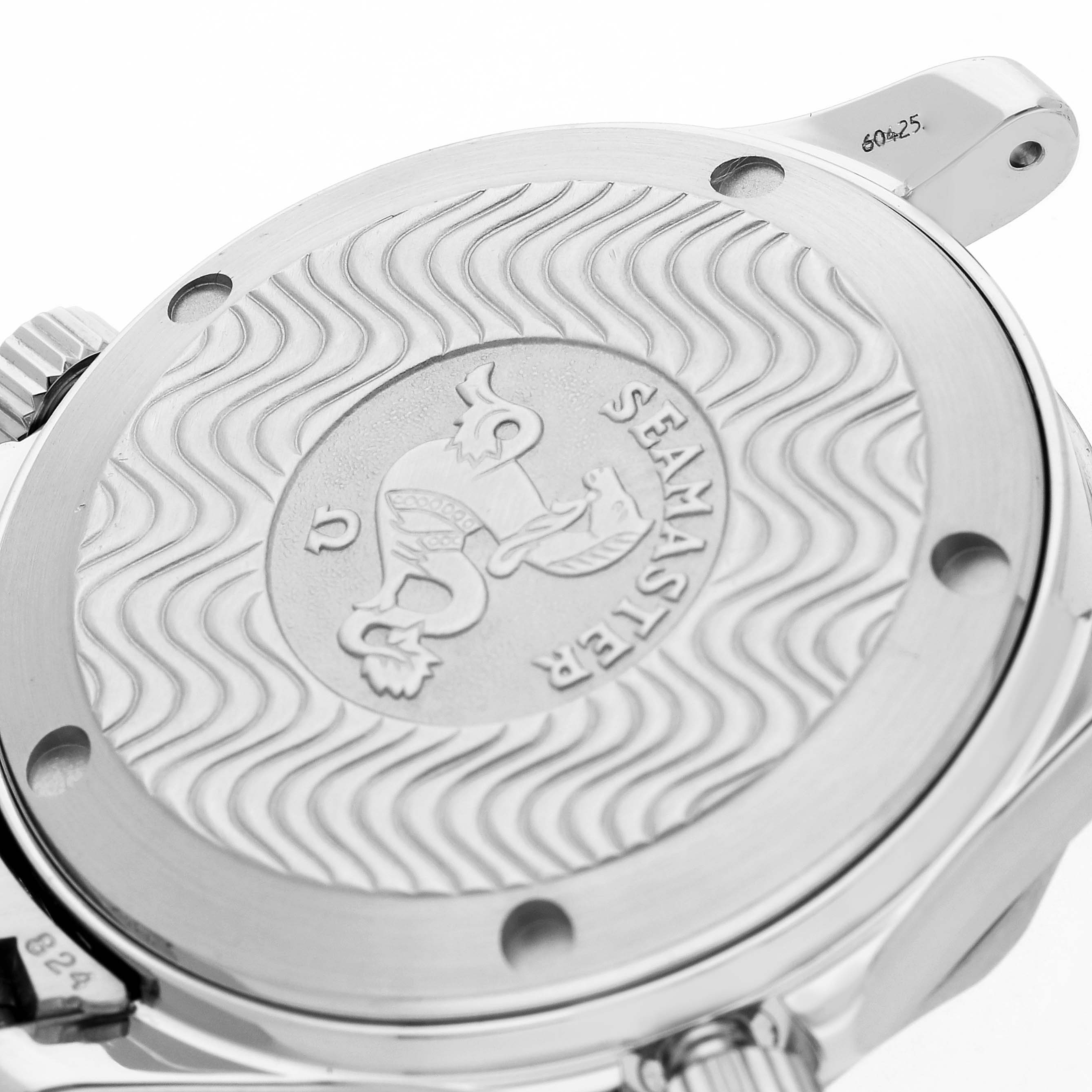 The image shows the back of an Omega Seamaster 2551.80.00 Men
s Stainless Steel Blue Dial 2551.80.00 Men
s Stainless Steel Blue Dial watch, highlighting its engraved case back design.