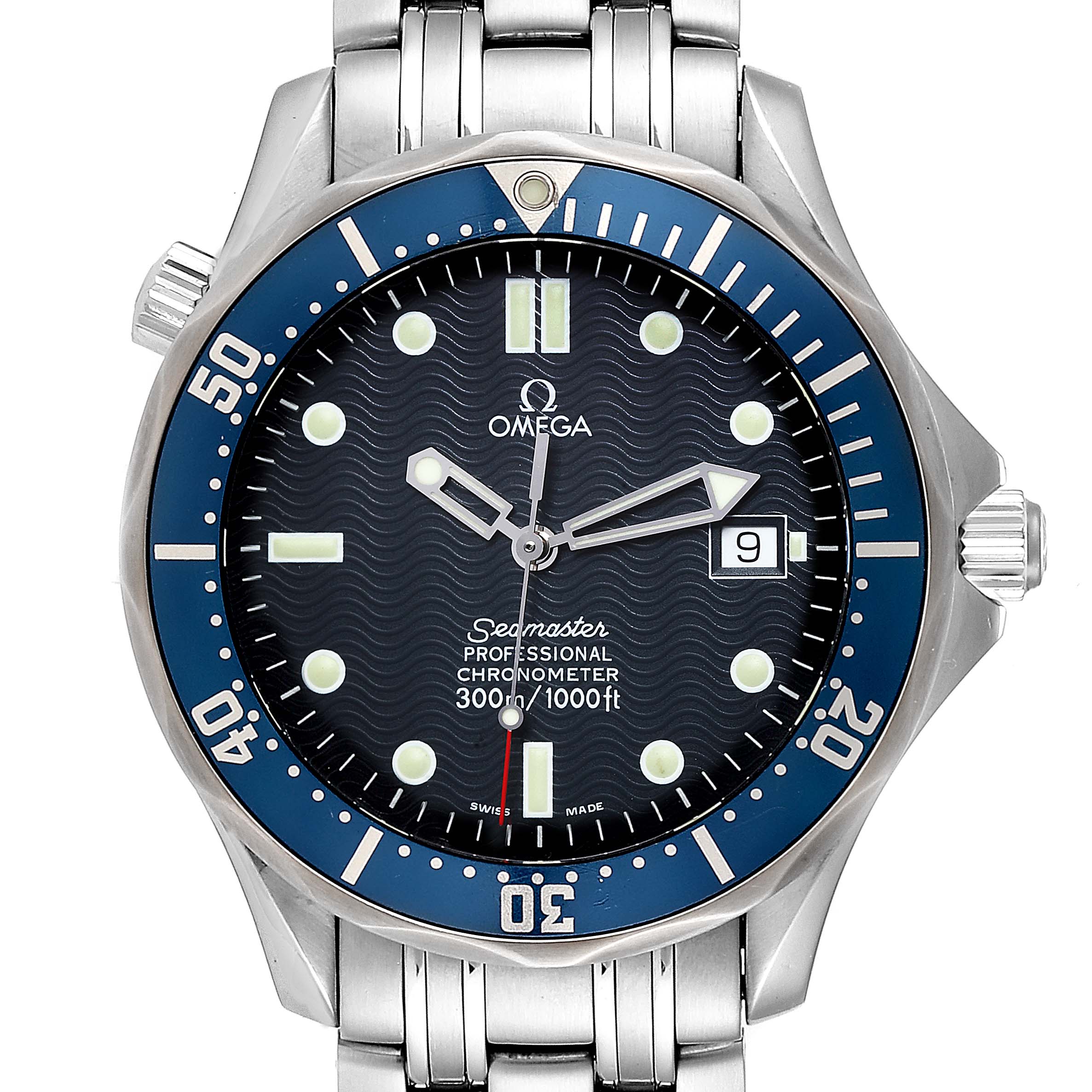 The image shows a front view of the Omega Seamaster 2531.80.00 Men
s Stainless Steel Blue Dial 2531.80.00 Men
s Stainless Steel Blue Dial model watch, highlighting its dial, bezel, and bracelet.