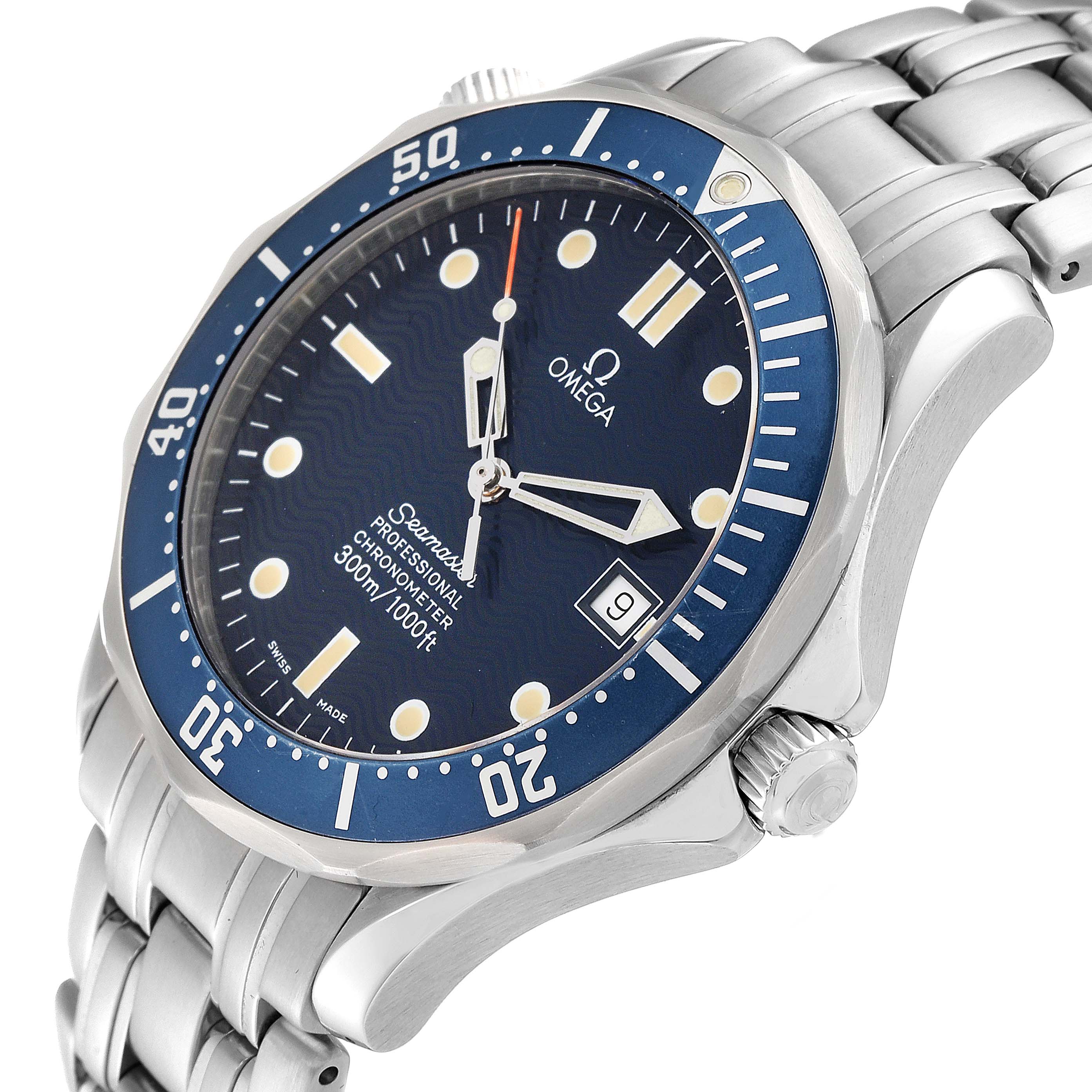 This image shows an Omega Seamaster 2531.80.00 Men
s Stainless Steel Blue Dial 2531.80.00 Men
s Stainless Steel Blue Dial watch at a three-quarter angle, highlighting its blue dial, bezel, bracelet, and crown.