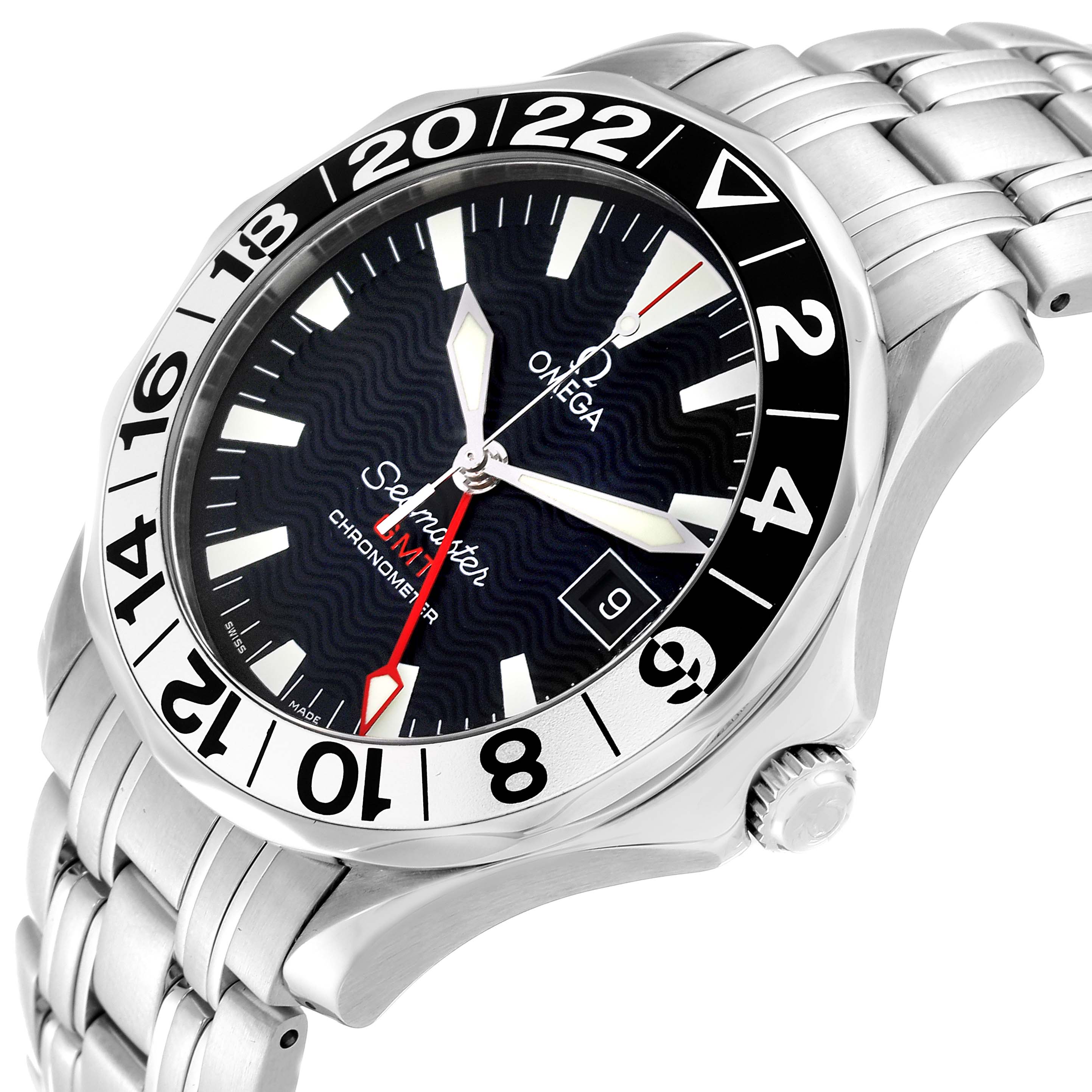 The image shows an angled view of the Omega Seamaster 2534.50.00 Men
s Stainless Steel Black Dial 2534.50.00 Men
s Stainless Steel Black Dial watch, focusing on the face, bezel, and part of the bracelet.