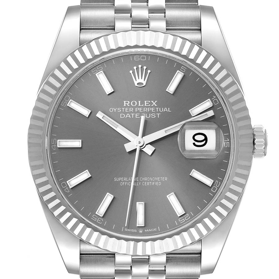 The image shows a front view of a Rolex Datejust 41 watch, highlighting the dial, bezel, and bracelet.