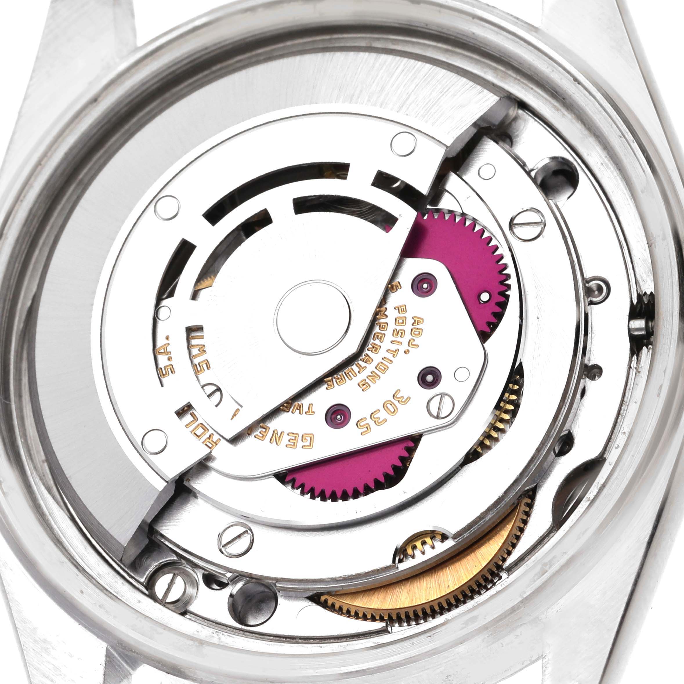 This image shows the internal mechanical movement and gears of the Vintage Collection model by Rolex from a top-down angle.