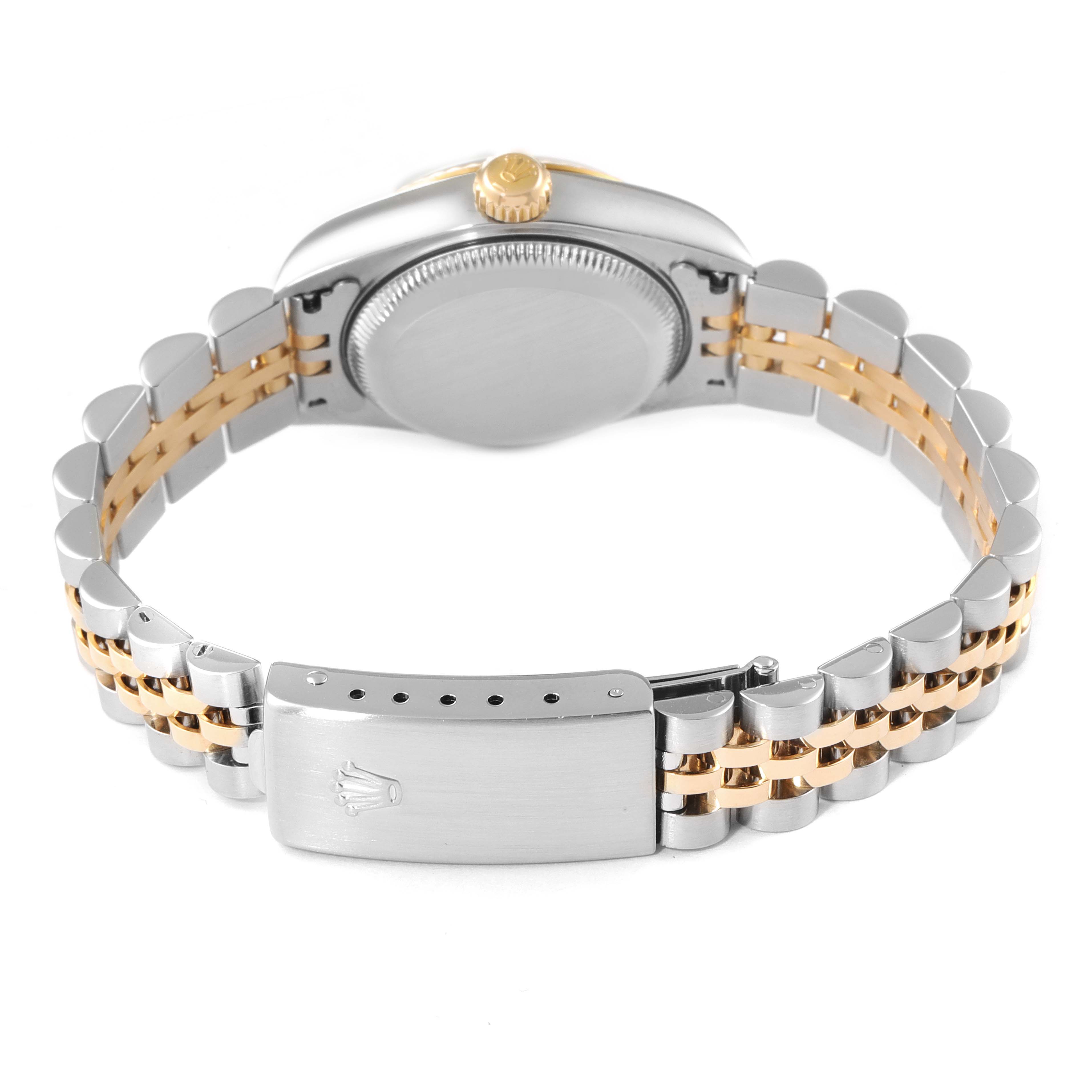 The image shows the back view of a Rolex Datejust 79173 Women
s Steel and Gold (two tone) Black Dial 79173 Women
s Steel and Gold (two tone) Black Dial watch, highlighting the bracelet and the clasp.