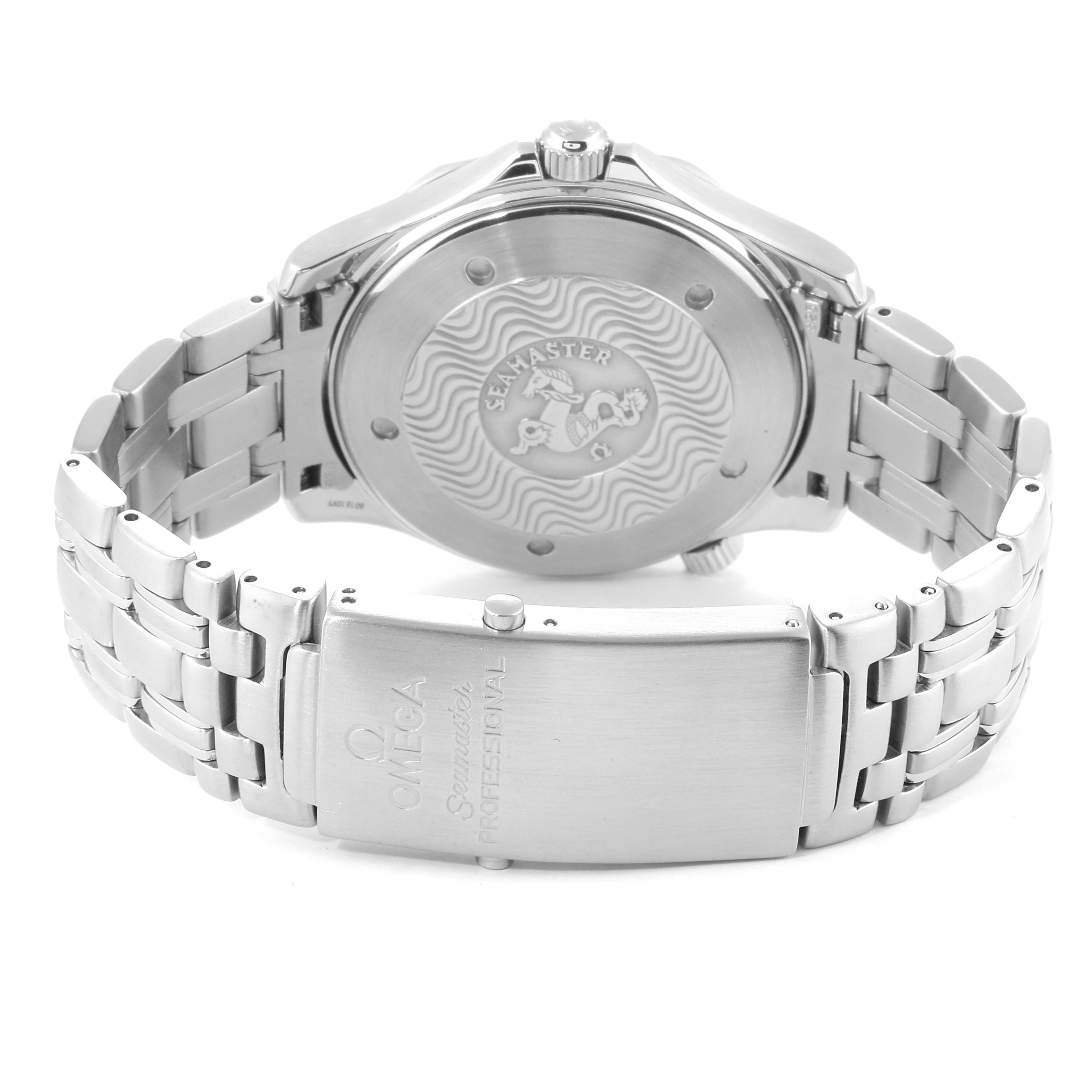 The image shows the back case and bracelet clasp of an Omega Seamaster 2531.80.00 Men
s Stainless Steel Blue Dial 2531.80.00 Men
s Stainless Steel Blue Dial watch, revealing the engraved logo and brand name.