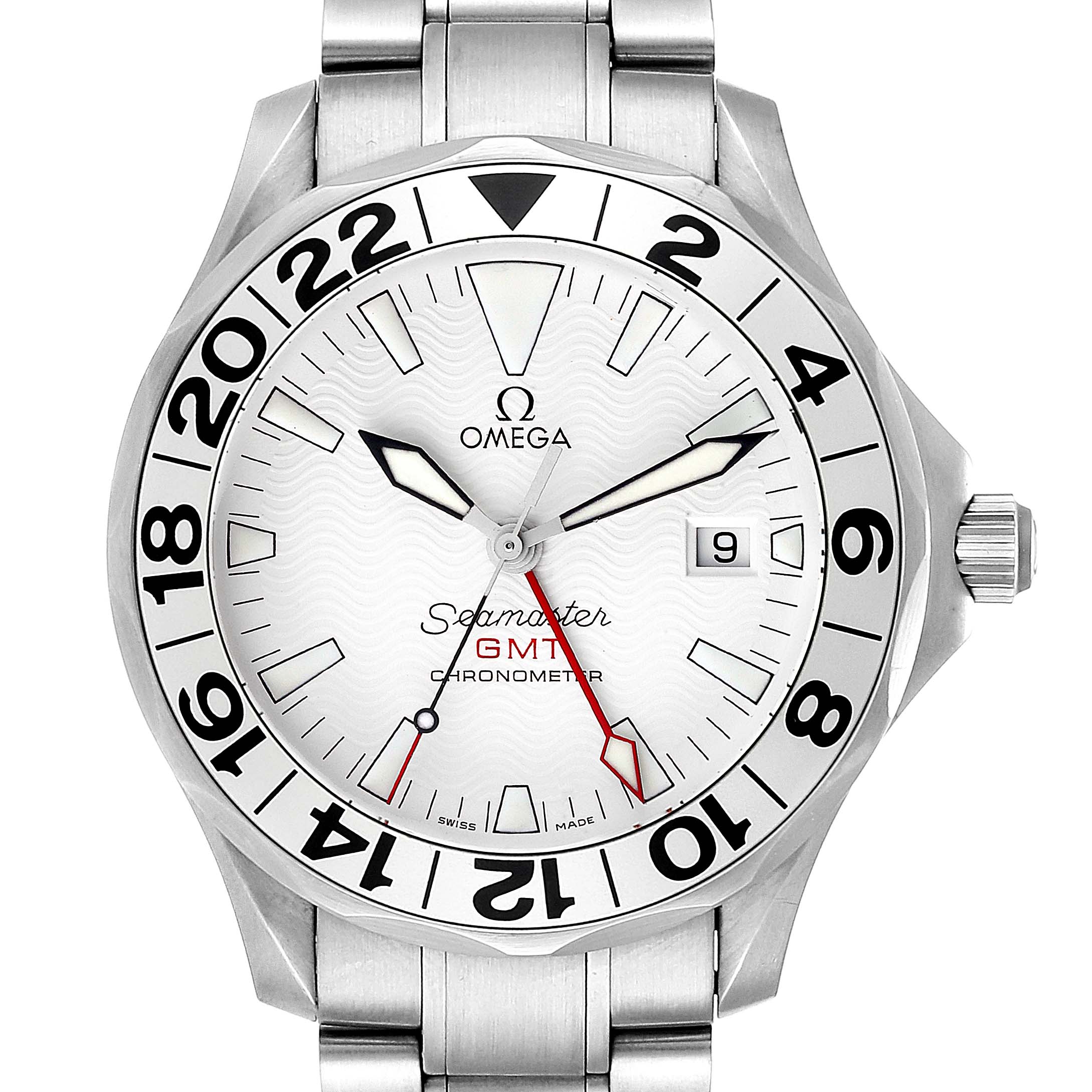The image displays a front view of the Omega Seamaster 2538.20.00 Men's Stainless Steel White Dial 2538.20.00 Men's Stainless Steel White Dial GMT watch, showing its face, bezel, and part of the stainless steel bracelet.