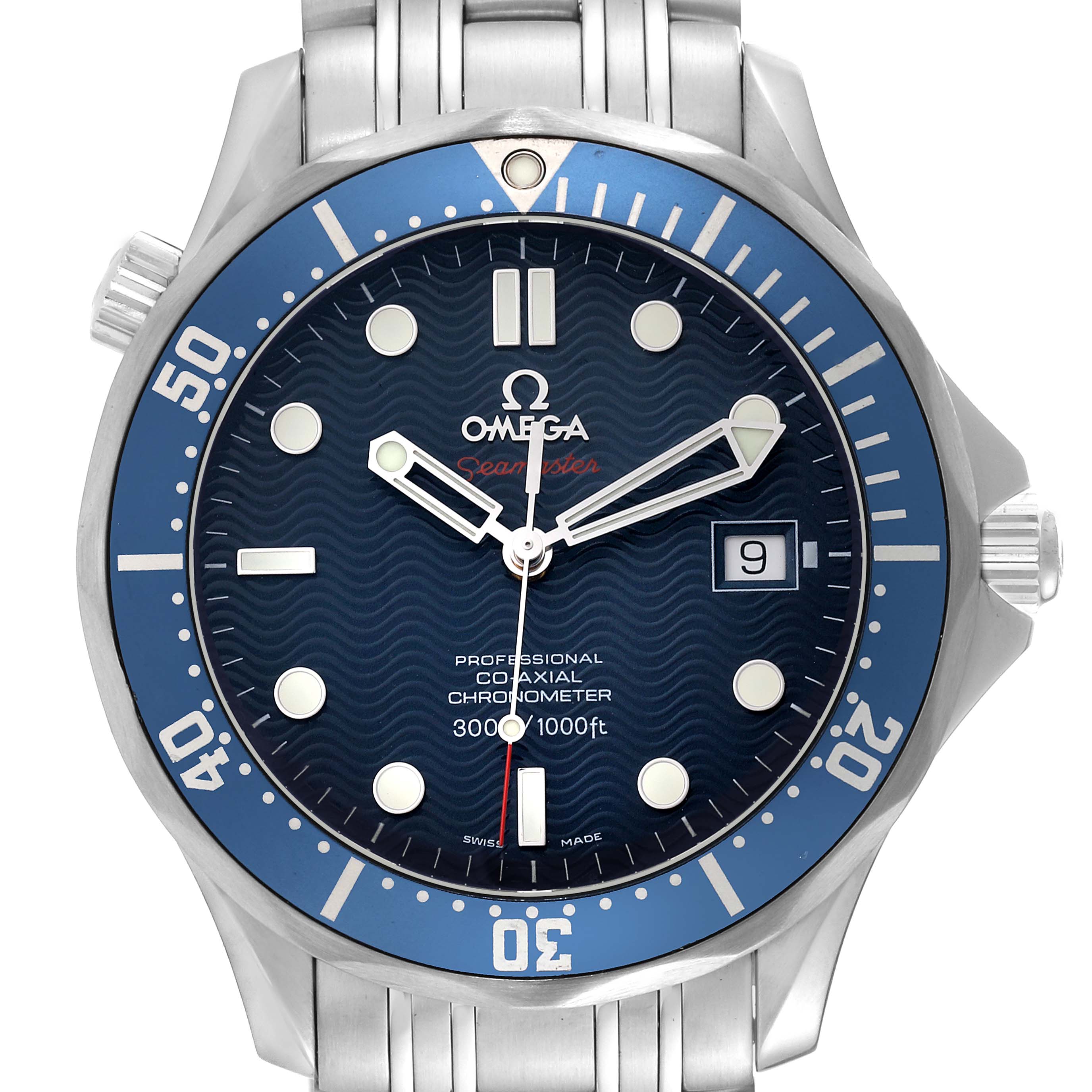 The image shows the front view of an Omega Seamaster 2220.80.00 Men's Stainless Steel Blue Dial 2220.80.00 Men's Stainless Steel Blue Dial watch, displaying its dial, bezel, and part of the metal bracelet.