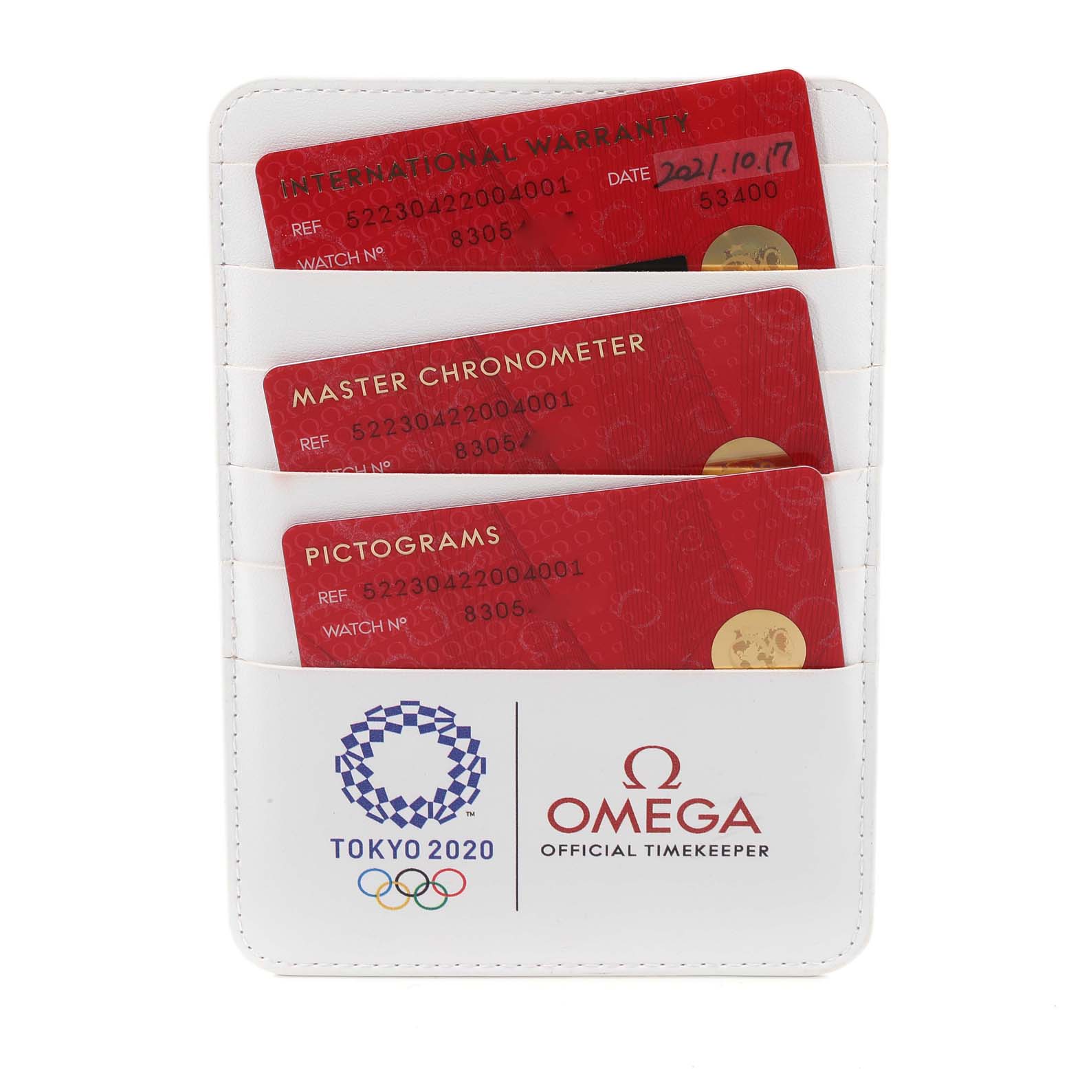 The image shows a set of cards for an Omega Seamaster 522.30.42.20.04.001 Men's Stainless Steel White Dial 522.30.42.20.04.001 Men's Stainless Steel White Dial watch, including an International Warranty, Master Chronometer, and Pictograms, all in a white holder.