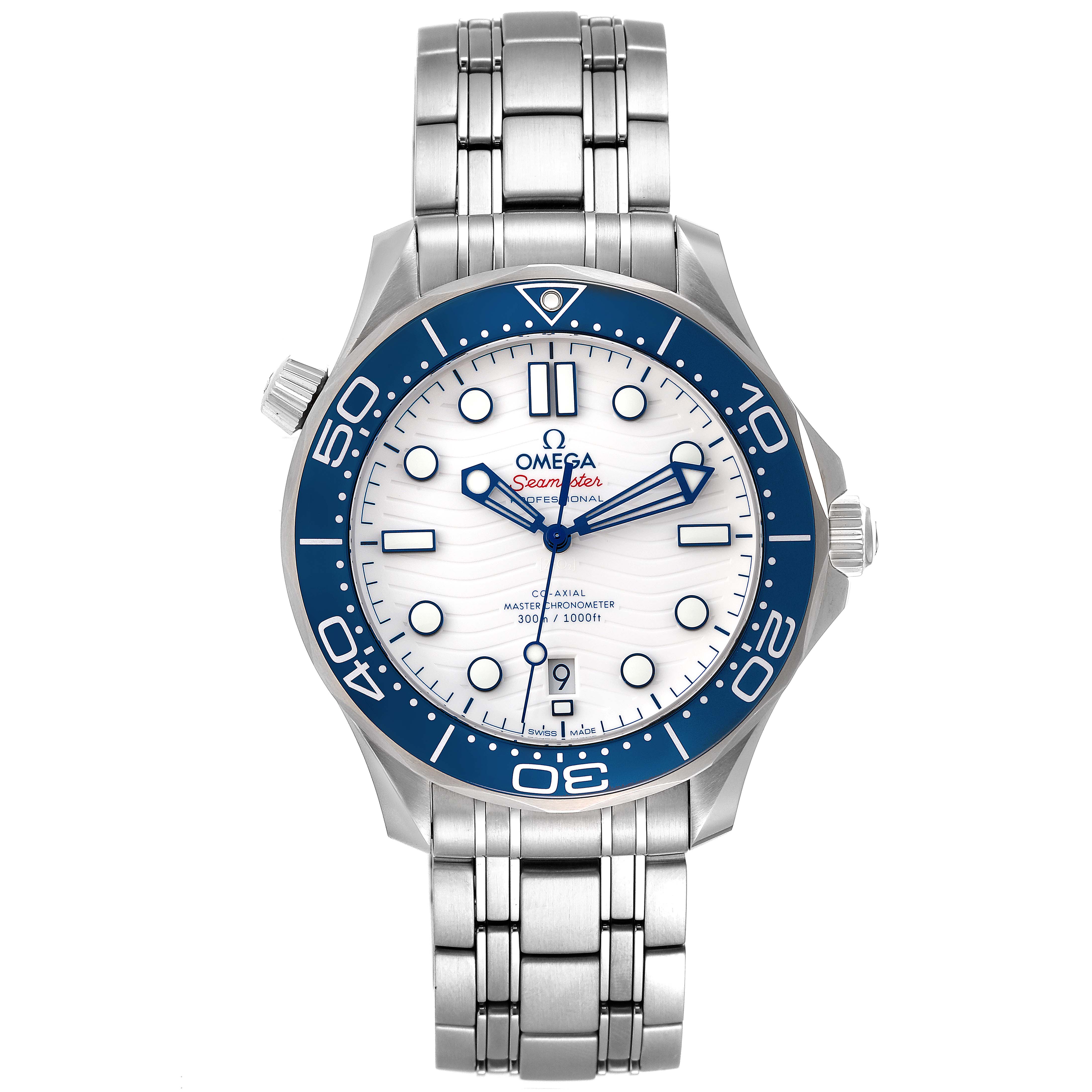 This Omega Seamaster 522.30.42.20.04.001 Men's Stainless Steel White Dial 522.30.42.20.04.001 Men's Stainless Steel White Dial watch is shown from a front angle, featuring its dial, hour markers, bezel, crown, and bracelet.