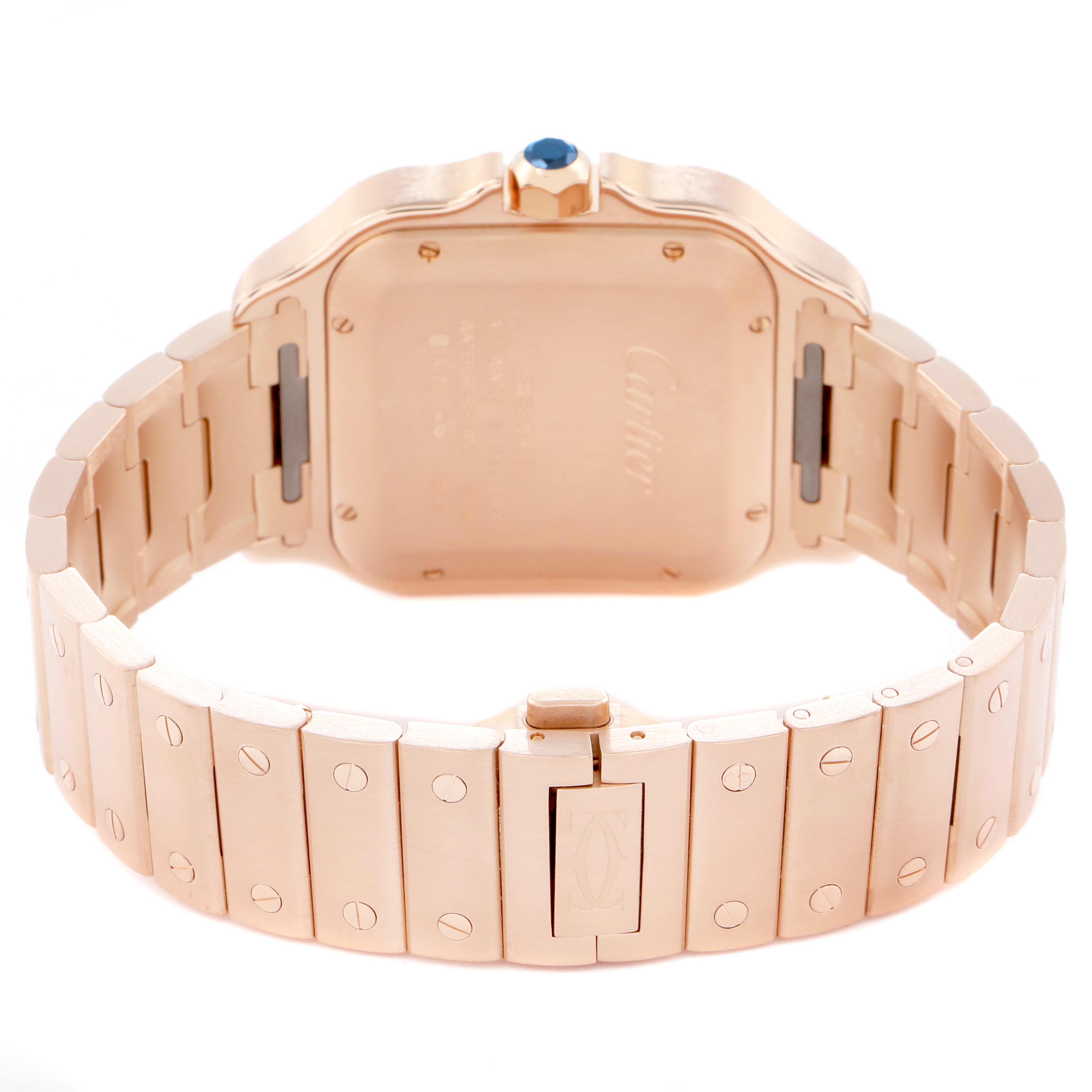 The image shows the back and bracelet of a Cartier Santos WGSA0018 Men
s Rose Gold Silver Dial WGSA0018 Men
s Rose Gold Silver Dial watch, highlighting its clasp and links.