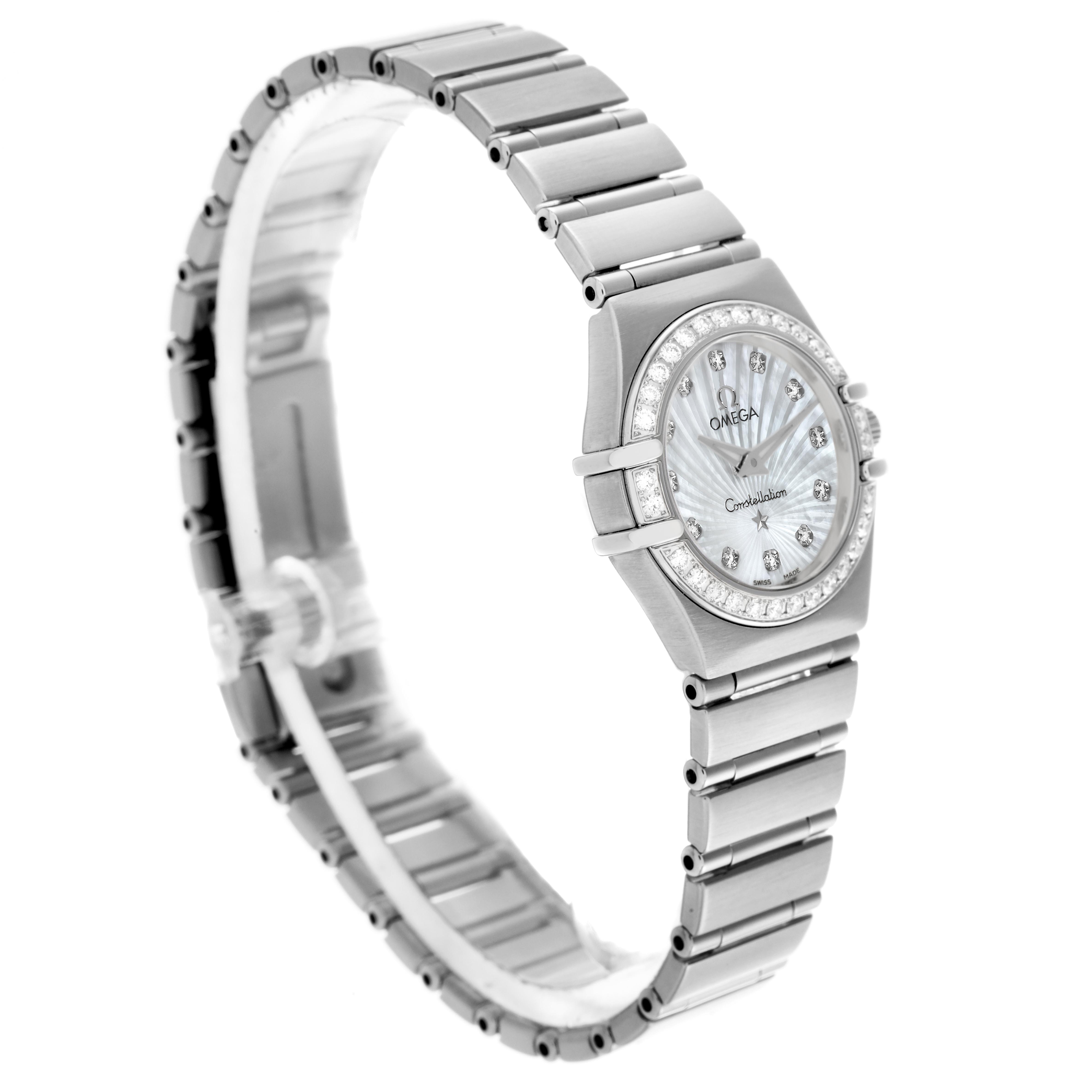 The Omega 111.15.23.60.55.001 Women
s Stainless Steel Mother of Pearl Dial 111.15.23.60.55.001 Women
s Stainless Steel Mother of Pearl Dial Constellation 1475.71.00 watch is shown at a three-quarter angle, highlighting the dial, bezel, and bracelet.