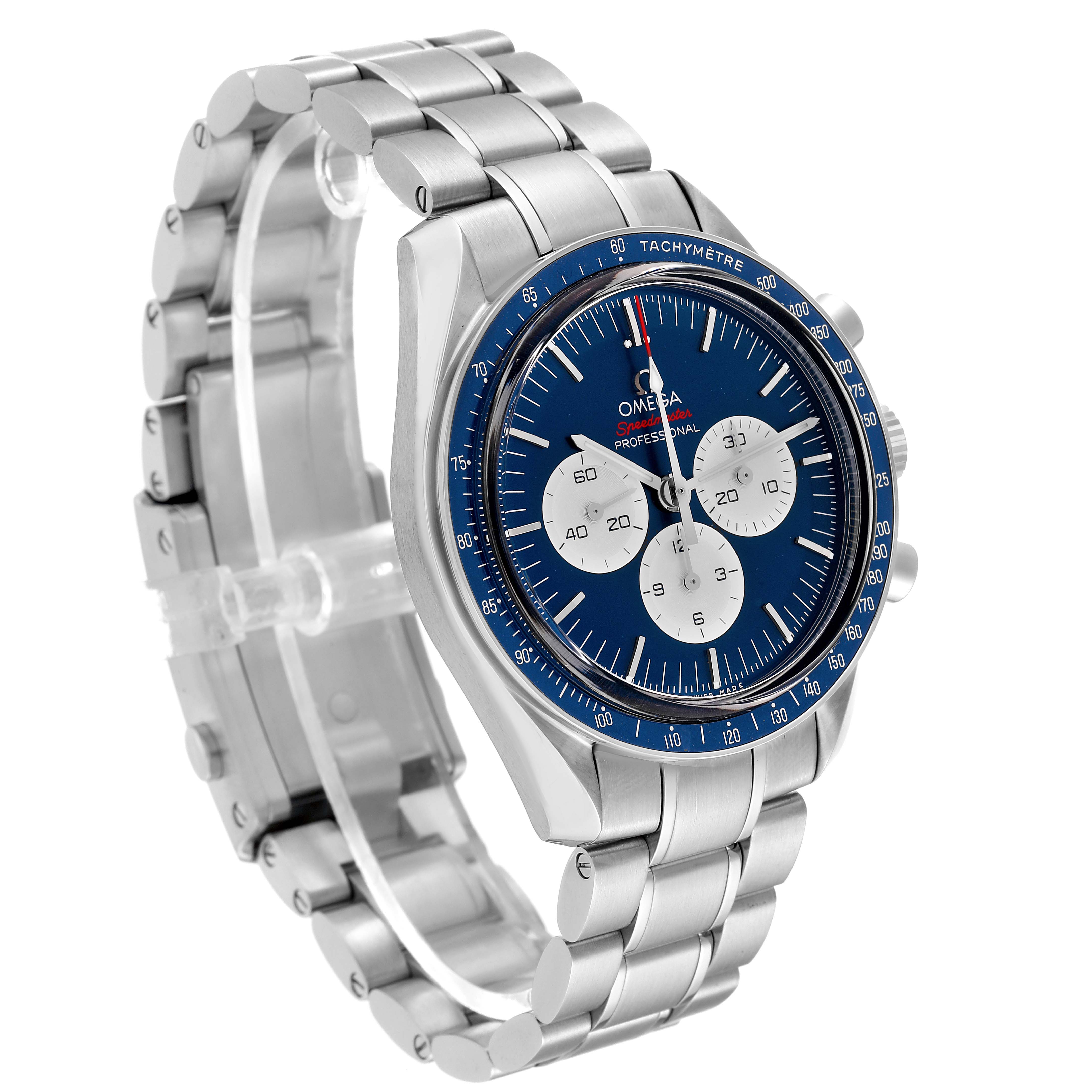 The Omega Speedmaster 522.30.42.30.03.001 Men
s Stainless Steel Blue Dial 522.30.42.30.03.001 Men
s Stainless Steel Blue Dial watch is shown at a three-quarter angle highlighting its dial, bracelet, and tachymètre bezel.