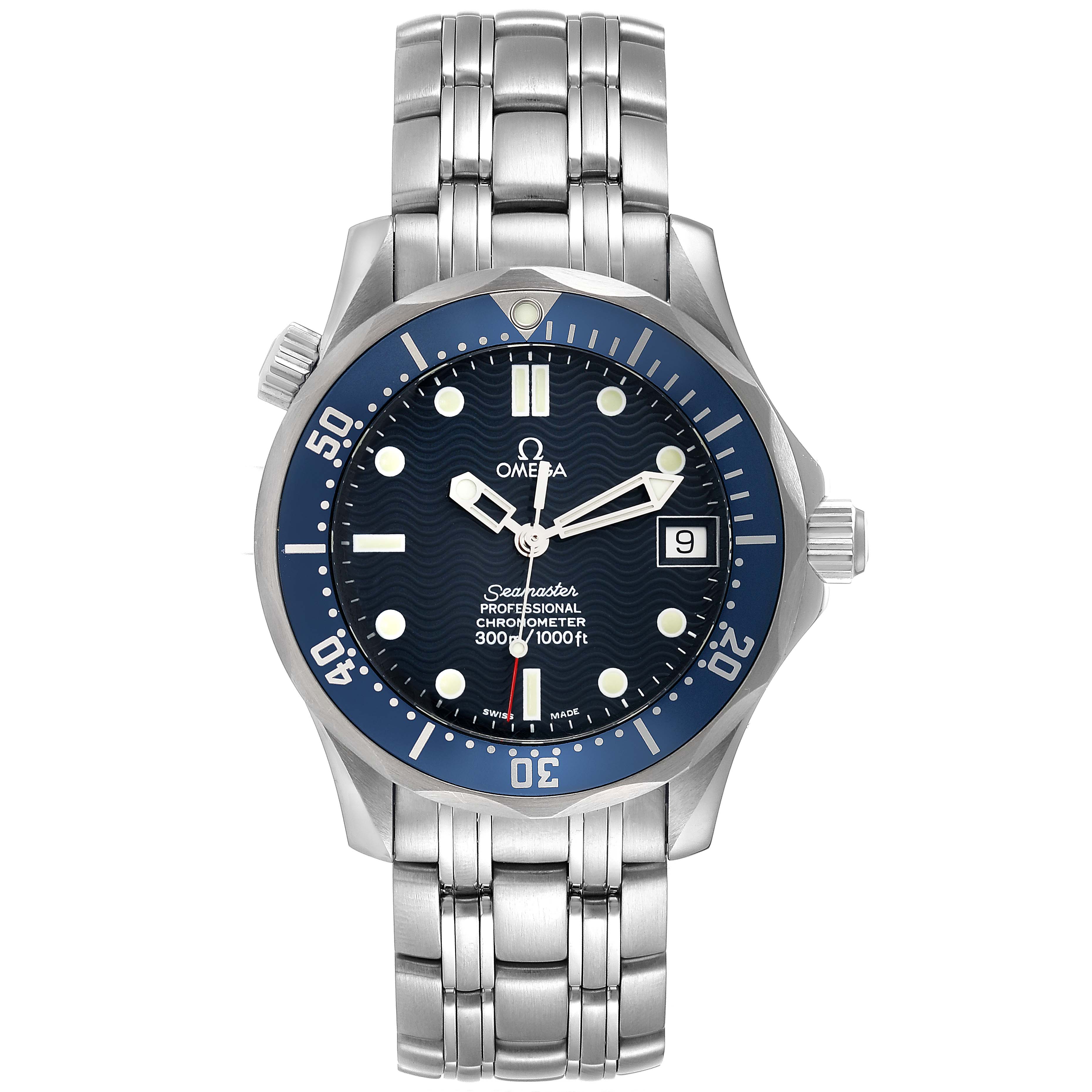 The image shows a frontal view of an Omega Seamaster 2551.80.00 Men's Stainless Steel Blue Dial 2551.80.00 Men's Stainless Steel Blue Dial watch, highlighting its face, bezel, and stainless steel bracelet.