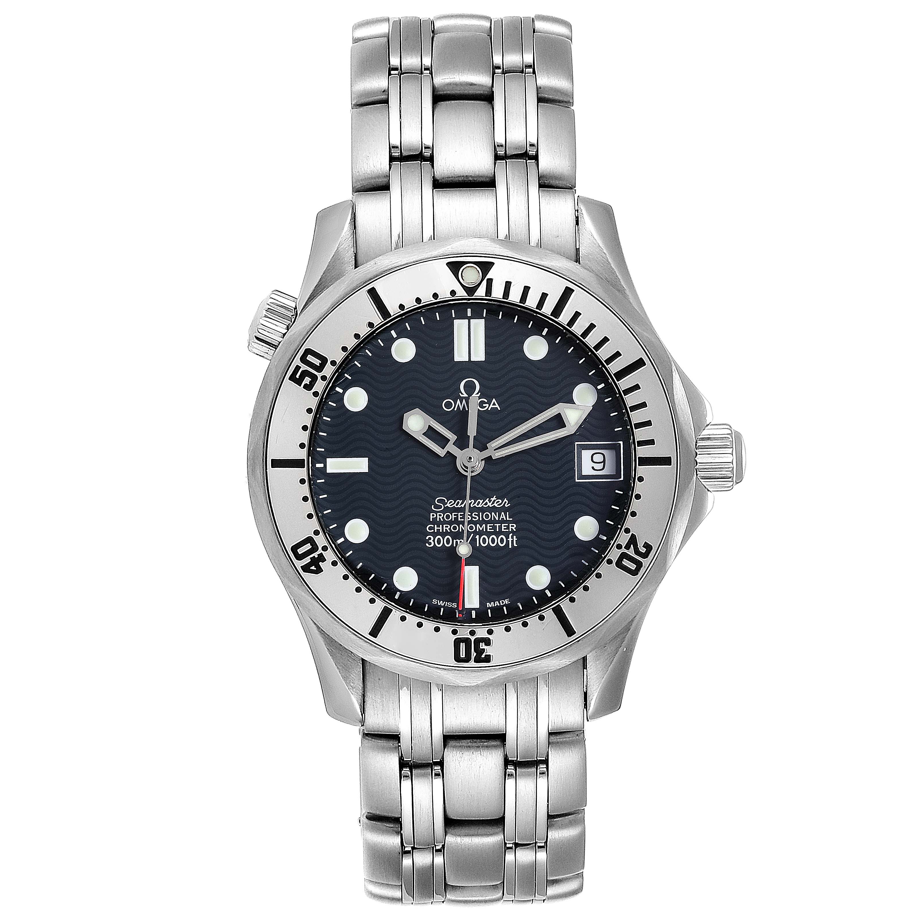 The image shows the front view of an Omega Seamaster 2552.80.00 Men
s Stainless Steel Blue Dial 2552.80.00 Men
s Stainless Steel Blue Dial watch, highlighting the dial, bezel, hands, and bracelet.