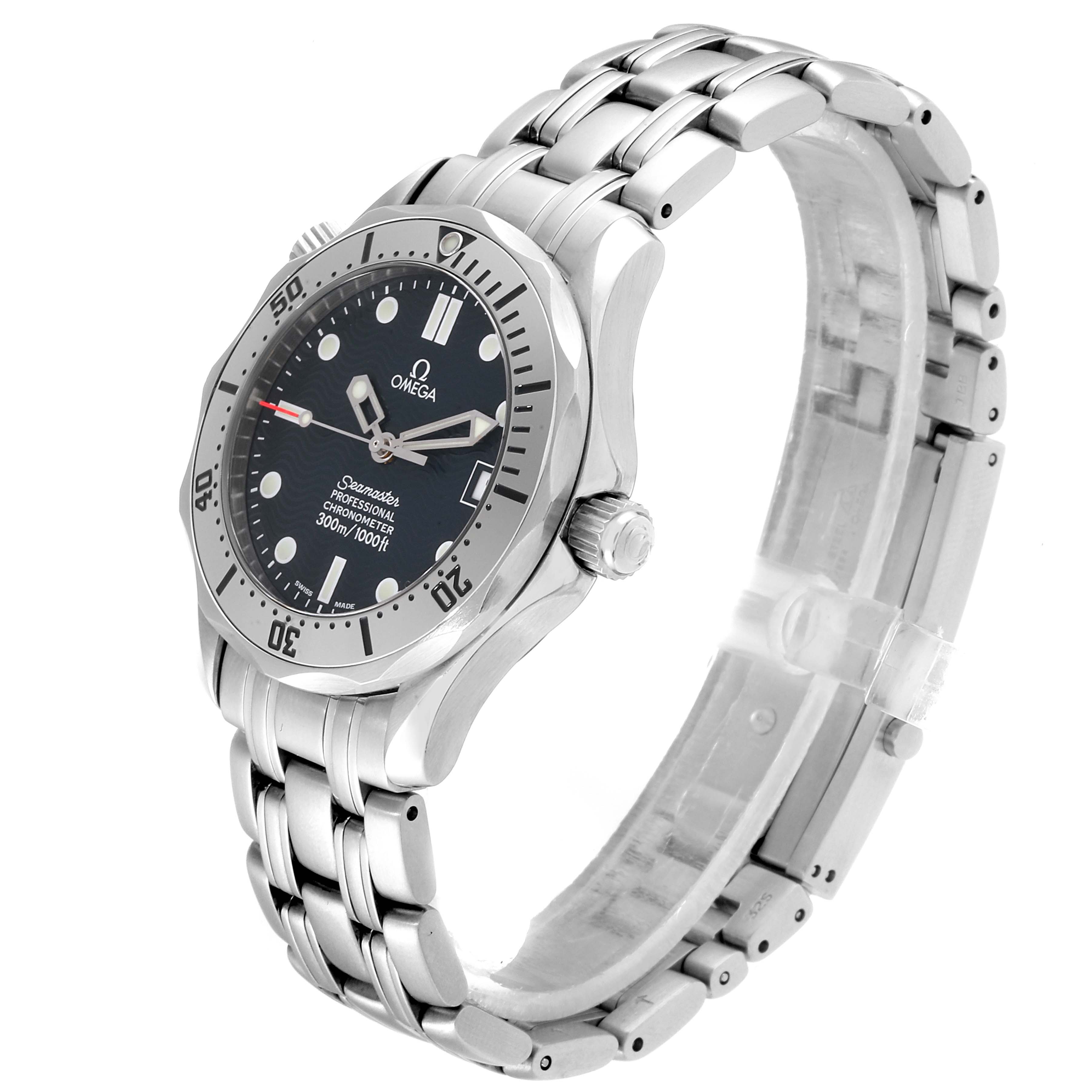 The image shows a side and angled view of the Omega Seamaster 2552.80.00 Men
s Stainless Steel Blue Dial 2552.80.00 Men
s Stainless Steel Blue Dial watch, highlighting the face, bezel, crown, and metal bracelet.