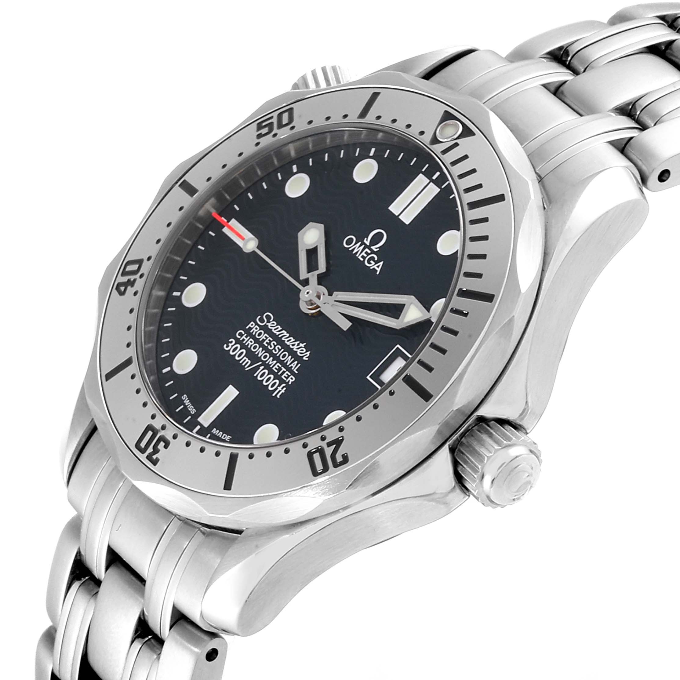 The image shows an Omega Seamaster 2552.80.00 Men
s Stainless Steel Blue Dial 2552.80.00 Men
s Stainless Steel Blue Dial watch at an angle displaying the face, bezel, crown, and part of the bracelet.