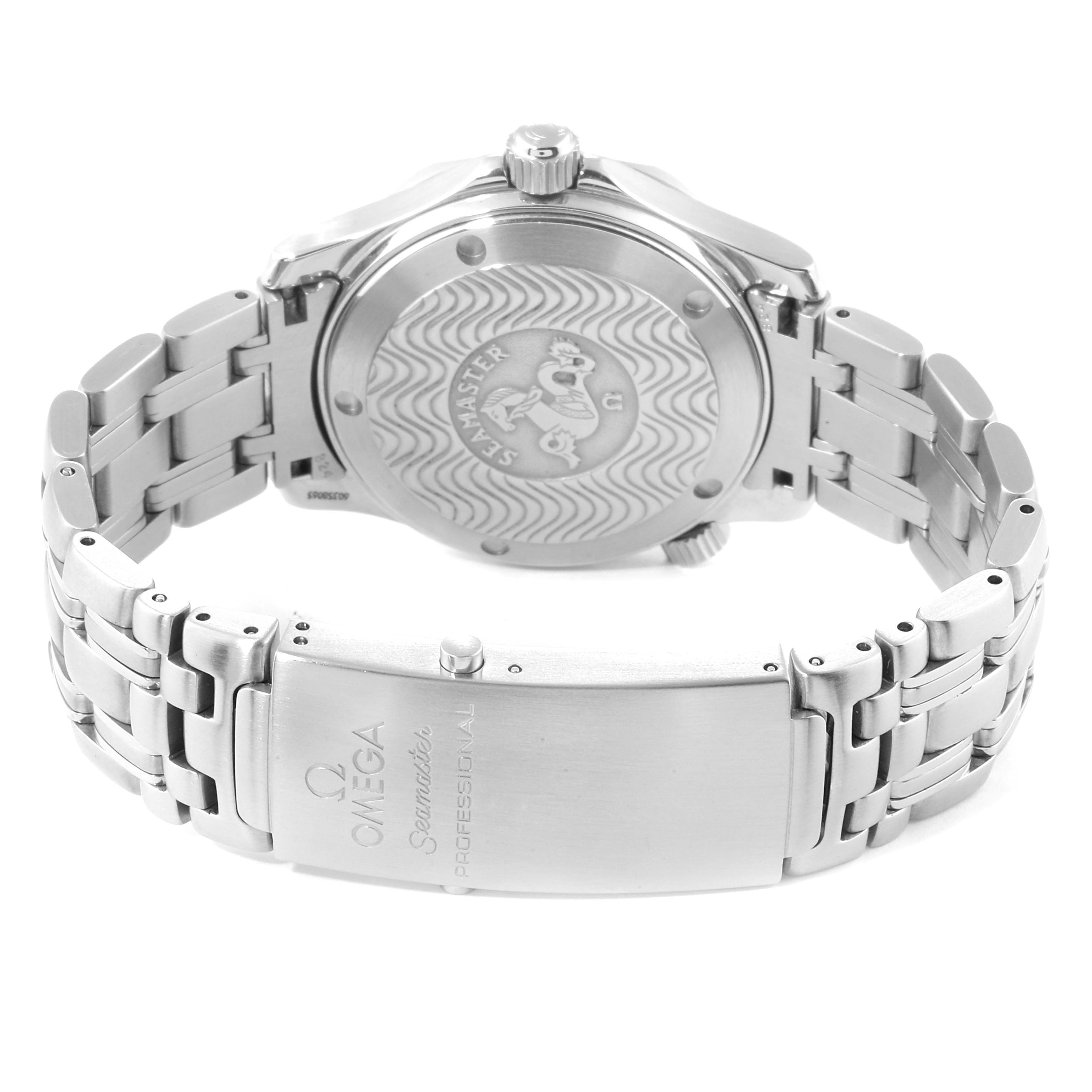 The image shows the back case and bracelet clasp of an Omega Seamaster 2552.80.00 Men
s Stainless Steel Blue Dial 2552.80.00 Men
s Stainless Steel Blue Dial watch.