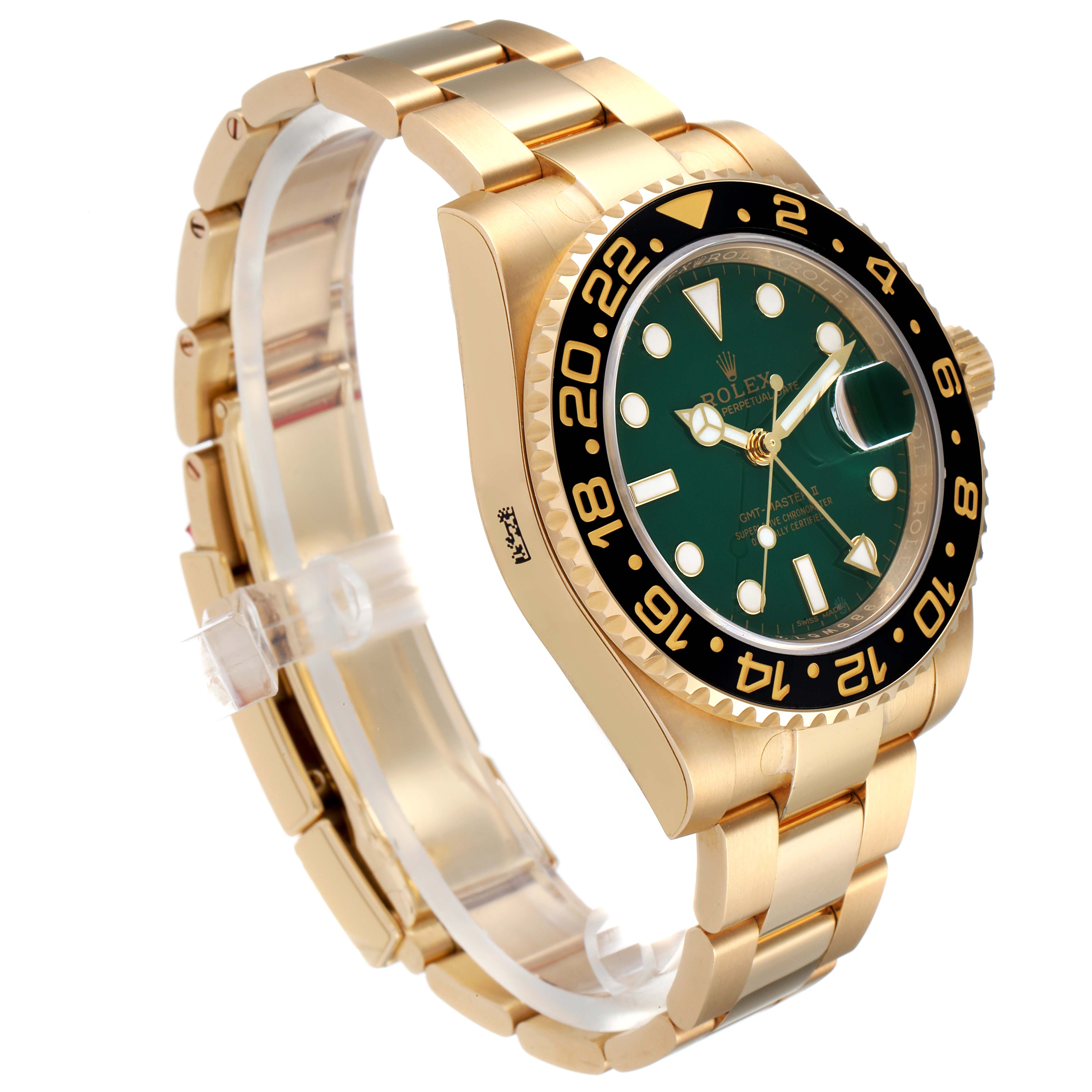 This side angle of the Rolex GMT-Master 116718LN Men's Yellow Gold Green Dial 116718LN Men's Yellow Gold Green Dial watch displays the bracelet, bezel, dial, and crown.