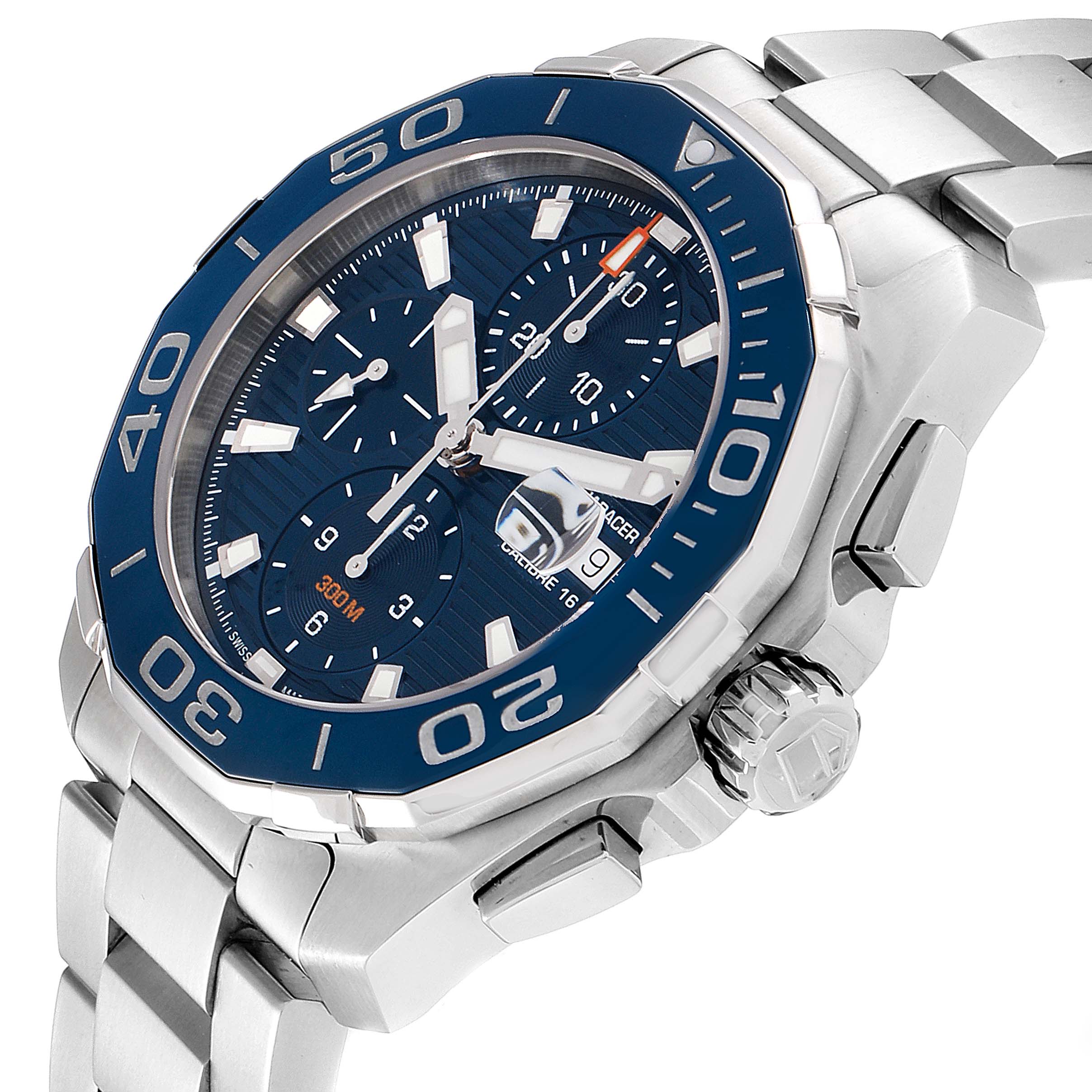 The image shows the face and side of the Tag Heuer Aquaracer CAY211B.BA0927  Men's Stainless Steel Blue Dial CAY211B.BA0927  Men's Stainless Steel Blue Dial watch, highlighting the bezel, crown, and bracelet.
