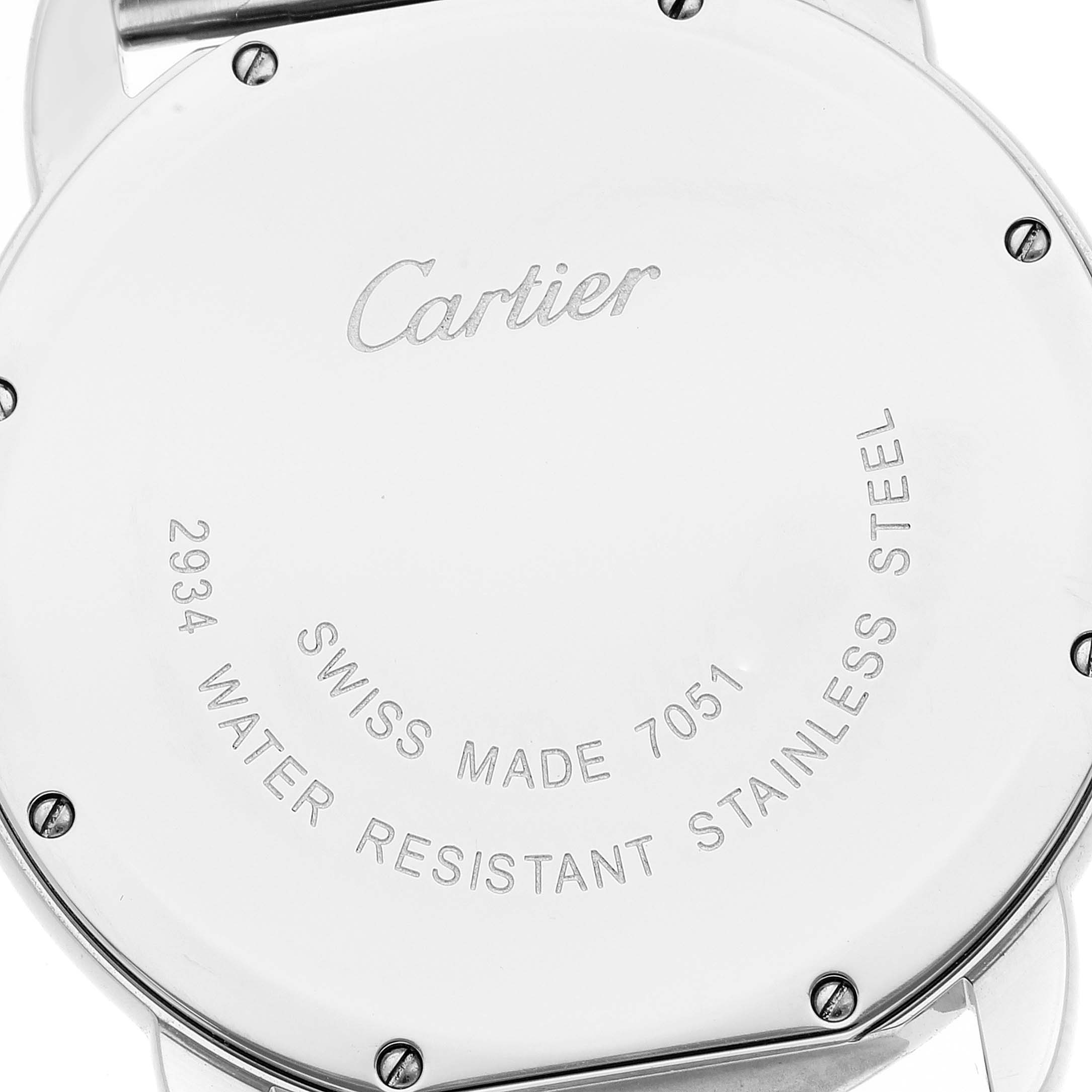 The image shows the case back of the Cartier Ronde W6701005 Men
s Stainless Steel Silver Dial W6701005 Men
s Stainless Steel Silver Dial watch, detailing its water resistance and stainless steel material.