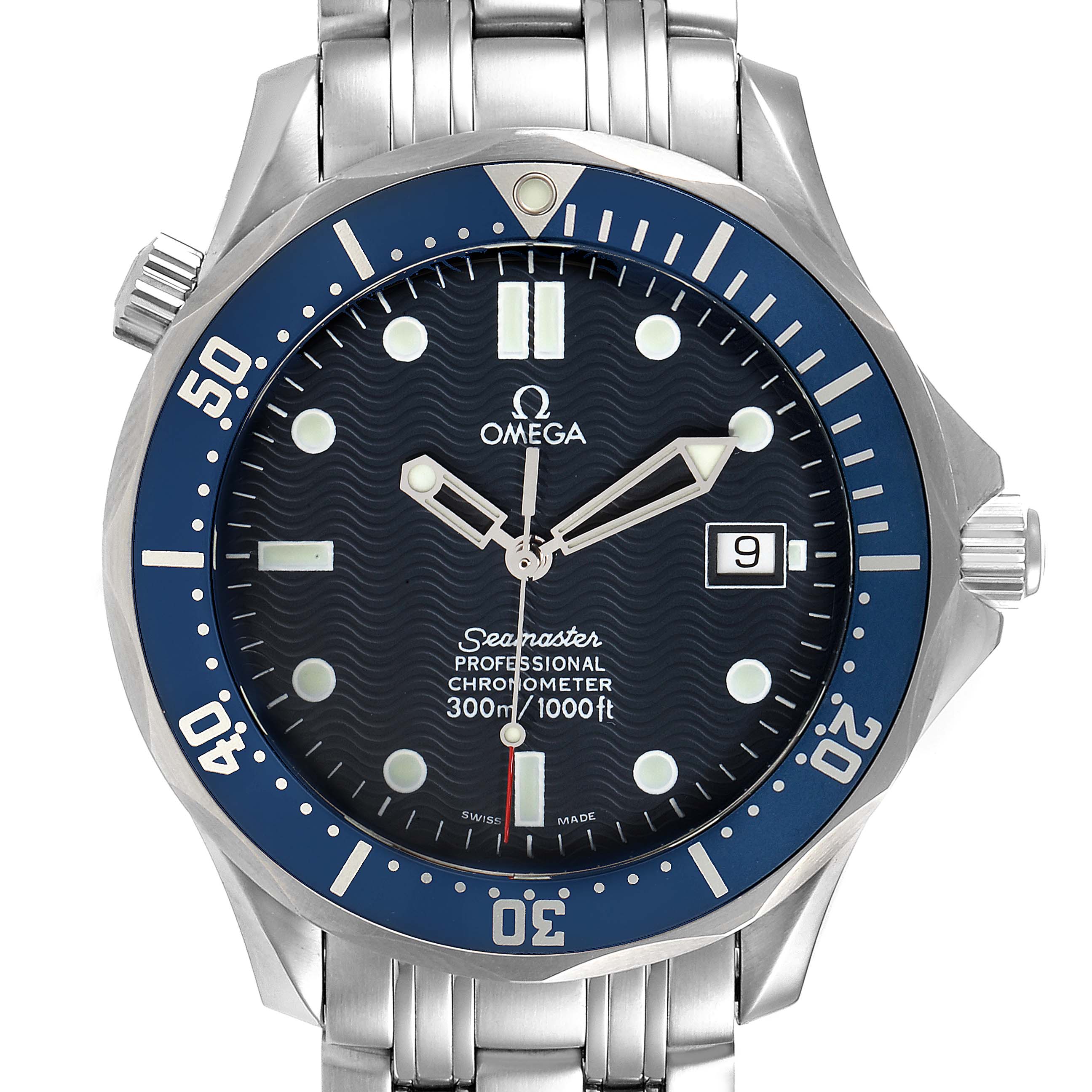 The image shows a front view of an Omega Seamaster 2531.80.00 Men
s Stainless Steel Blue Dial 2531.80.00 Men
s Stainless Steel Blue Dial watch, highlighting its dial, bezel, and bracelet.