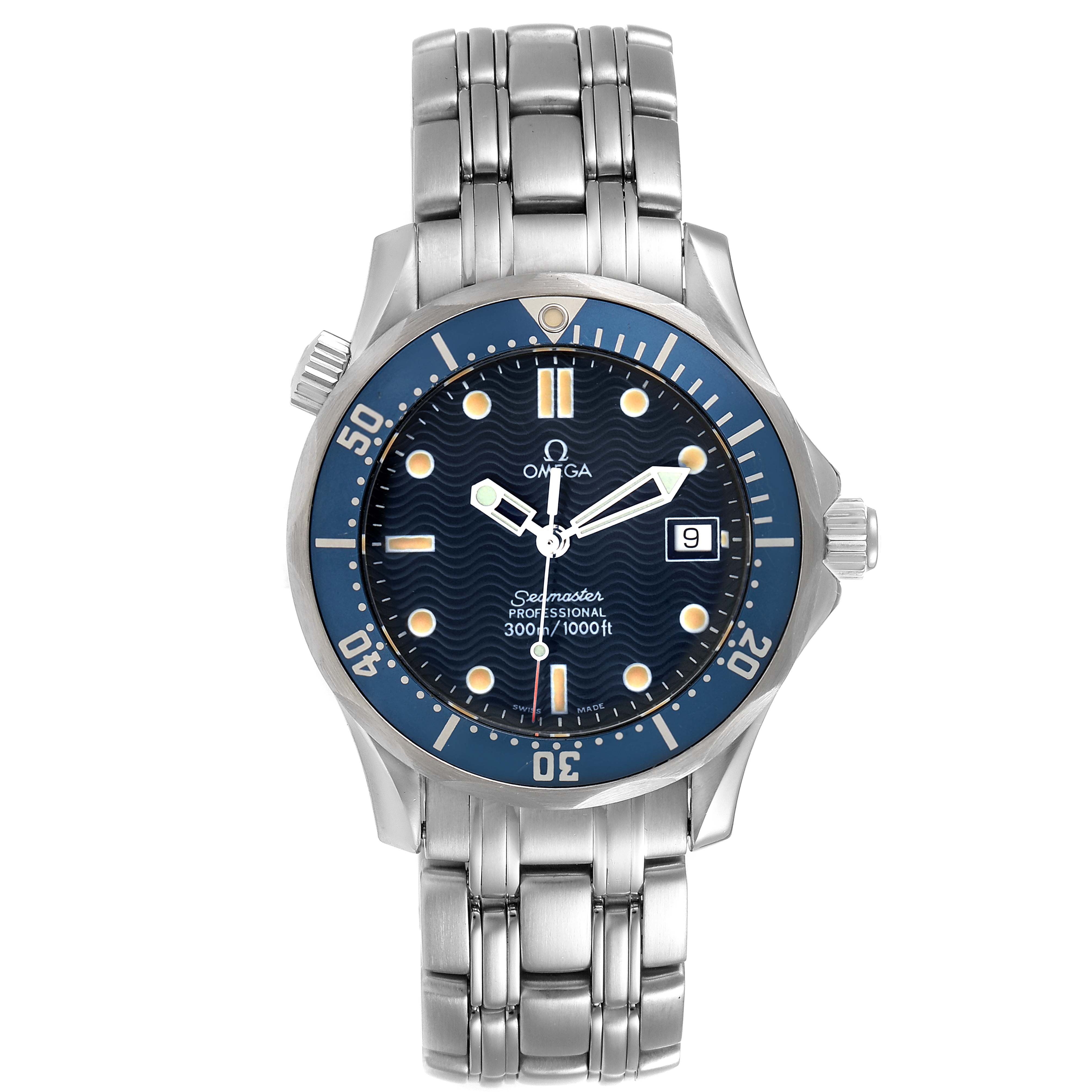 This image shows a frontal view of the Omega Seamaster 2561.80.00 Men
s Stainless Steel Blue Dial 2561.80.00 Men
s Stainless Steel Blue Dial watch, showcasing the dial, hands, bezel, and stainless steel bracelet.