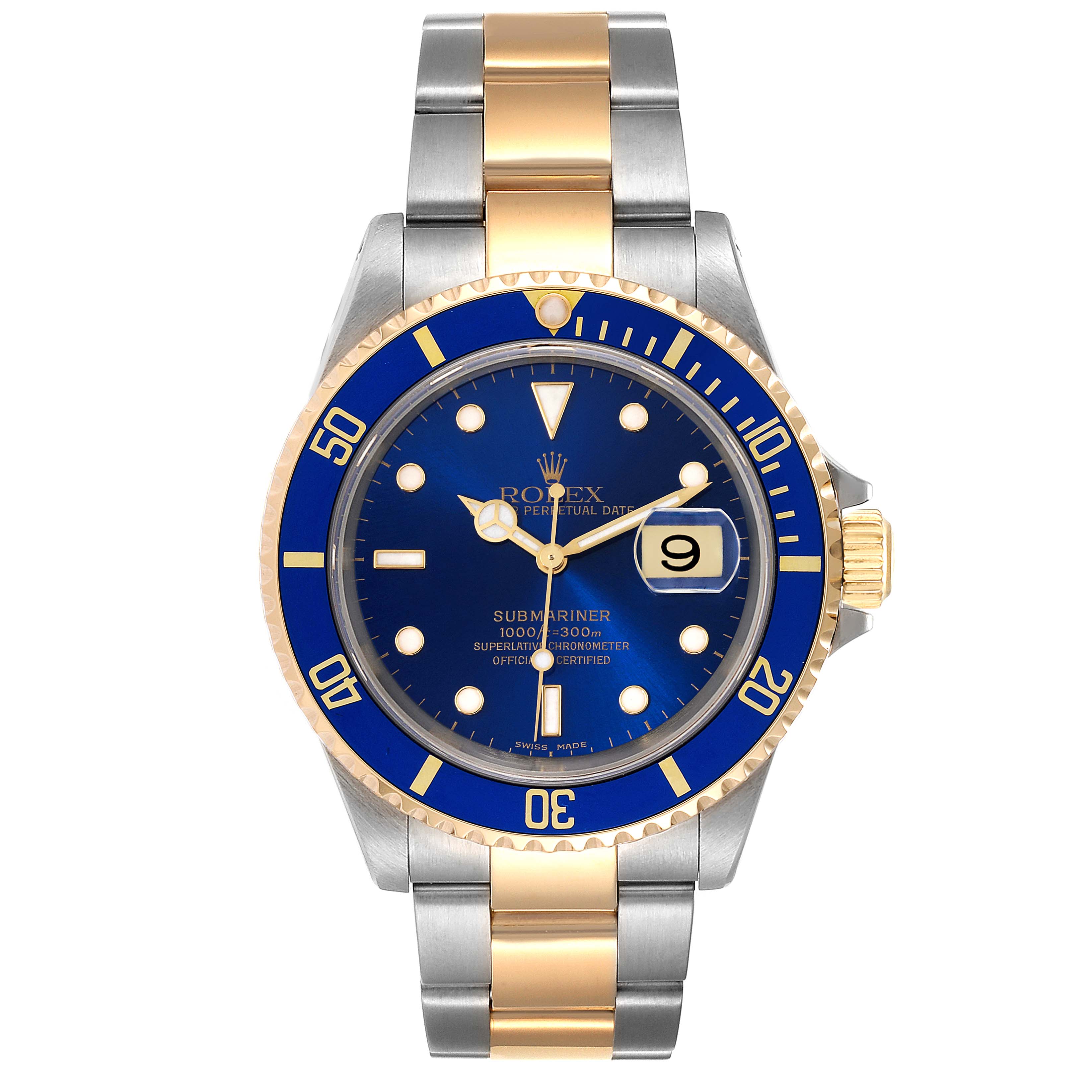 This image shows a front view of a Rolex Submariner 16613 Men
s Steel and Gold (two tone) Blue Dial 16613 Men
s Steel and Gold (two tone) Blue Dial watch, featuring the dial, bezel, and bracelet.