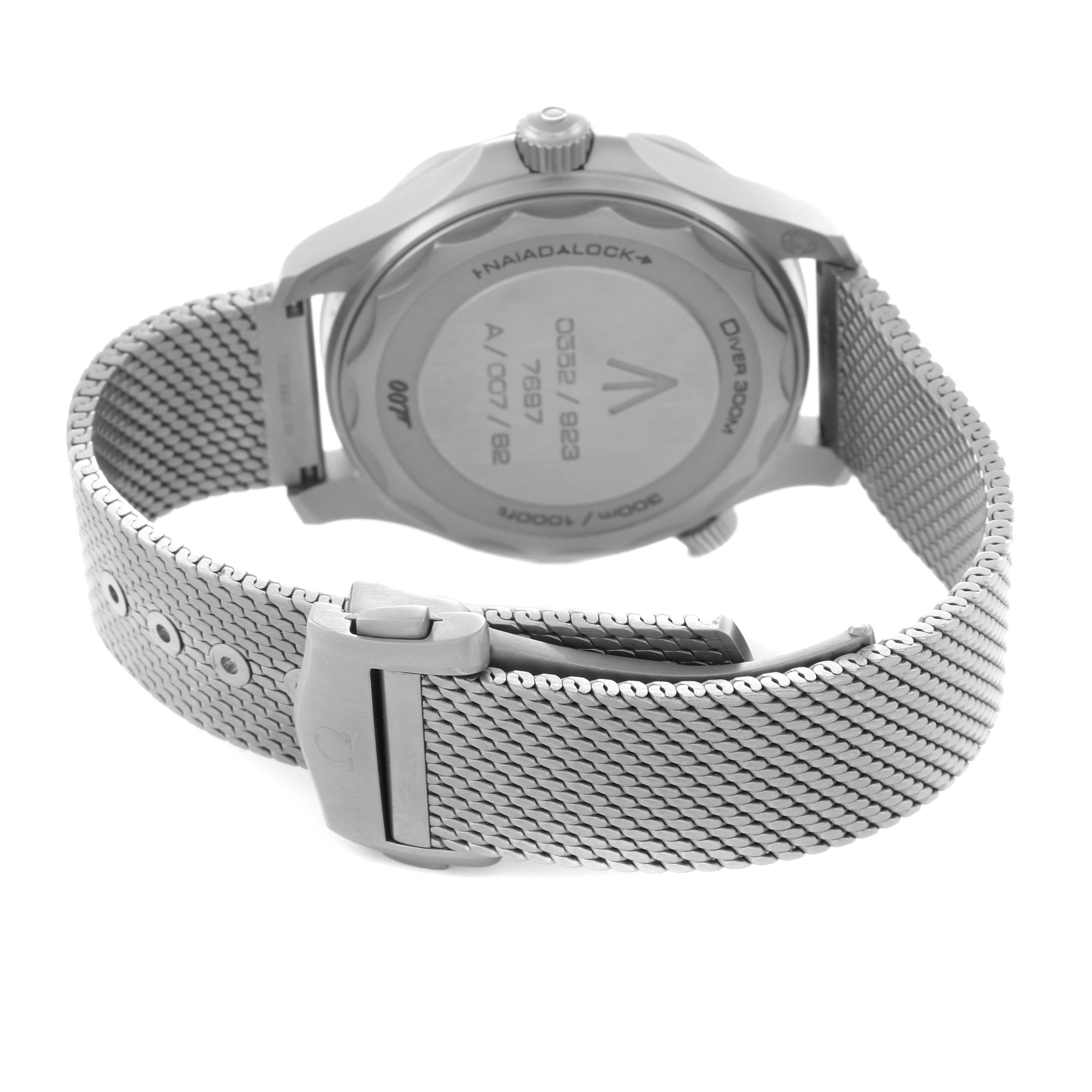 The image displays the back case and mesh bracelet of an Omega Seamaster 210.90.42.20.01.001 Men
s Titanium Brown Dial 210.90.42.20.01.001 Men
s Titanium Brown Dial watch from an angled rear view.