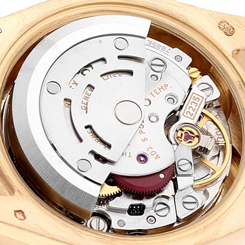 This image shows the internal mechanism of a Rolex President 179178 Women
s Yellow Gold Champagne Dial 179178 Women
s Yellow Gold Champagne Dial watch model, viewed from the back, showcasing its intricate components.