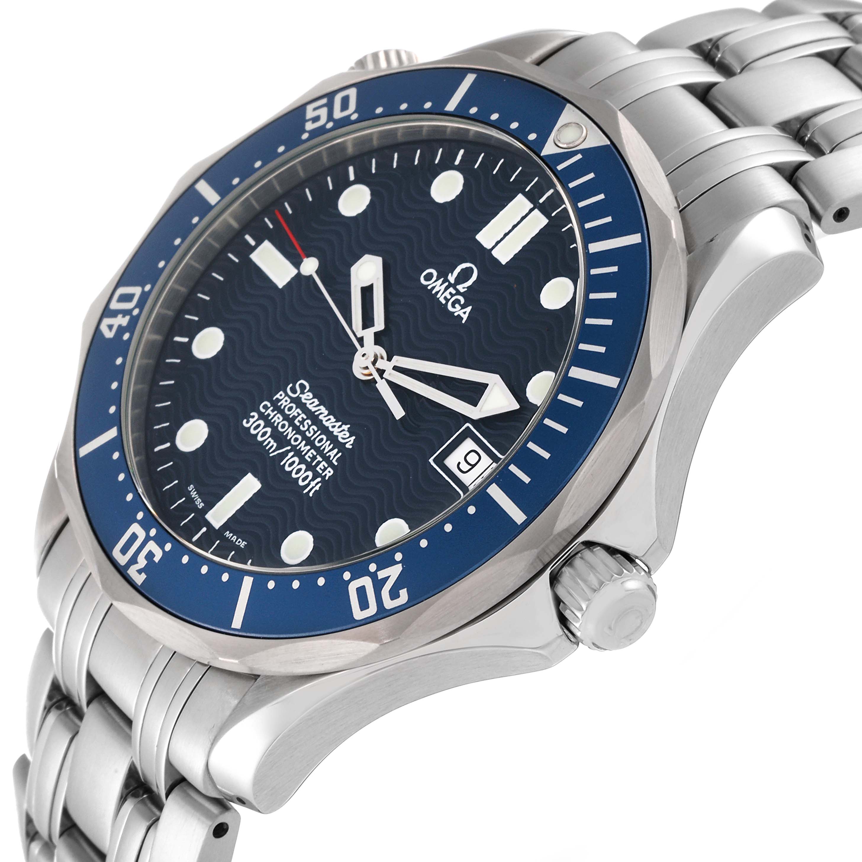 The image shows an angled view of the Omega Seamaster 2531.80.00 Men
s Stainless Steel Blue Dial 2531.80.00 Men
s Stainless Steel Blue Dial, featuring the face, bezel, crown, and part of the bracelet.
