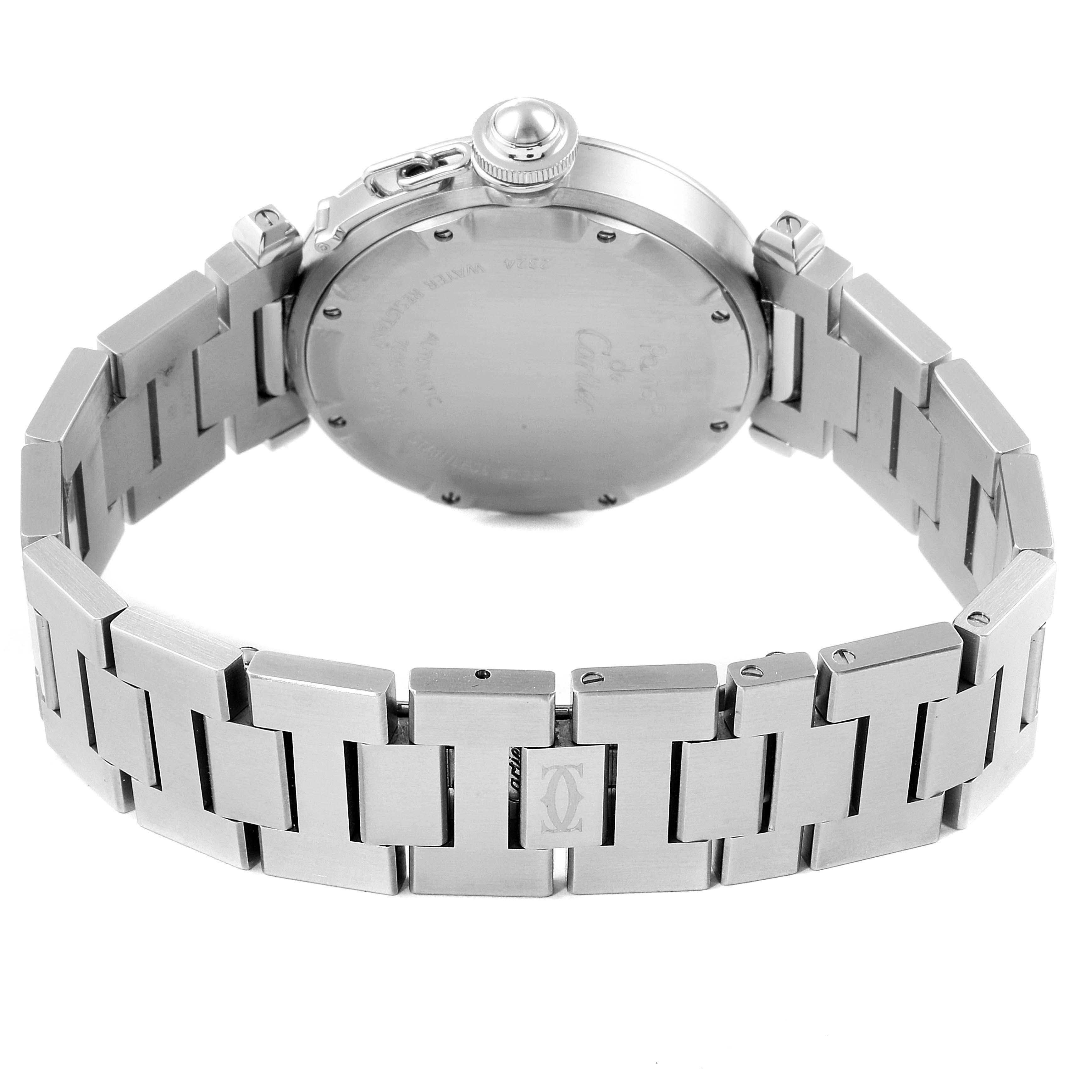 This image shows the back and bracelet of a Cartier Pasha W31075M7 Women's Stainless Steel Pink Dial W31075M7 Women's Stainless Steel Pink Dial watch, highlighting the case back and stainless steel links.