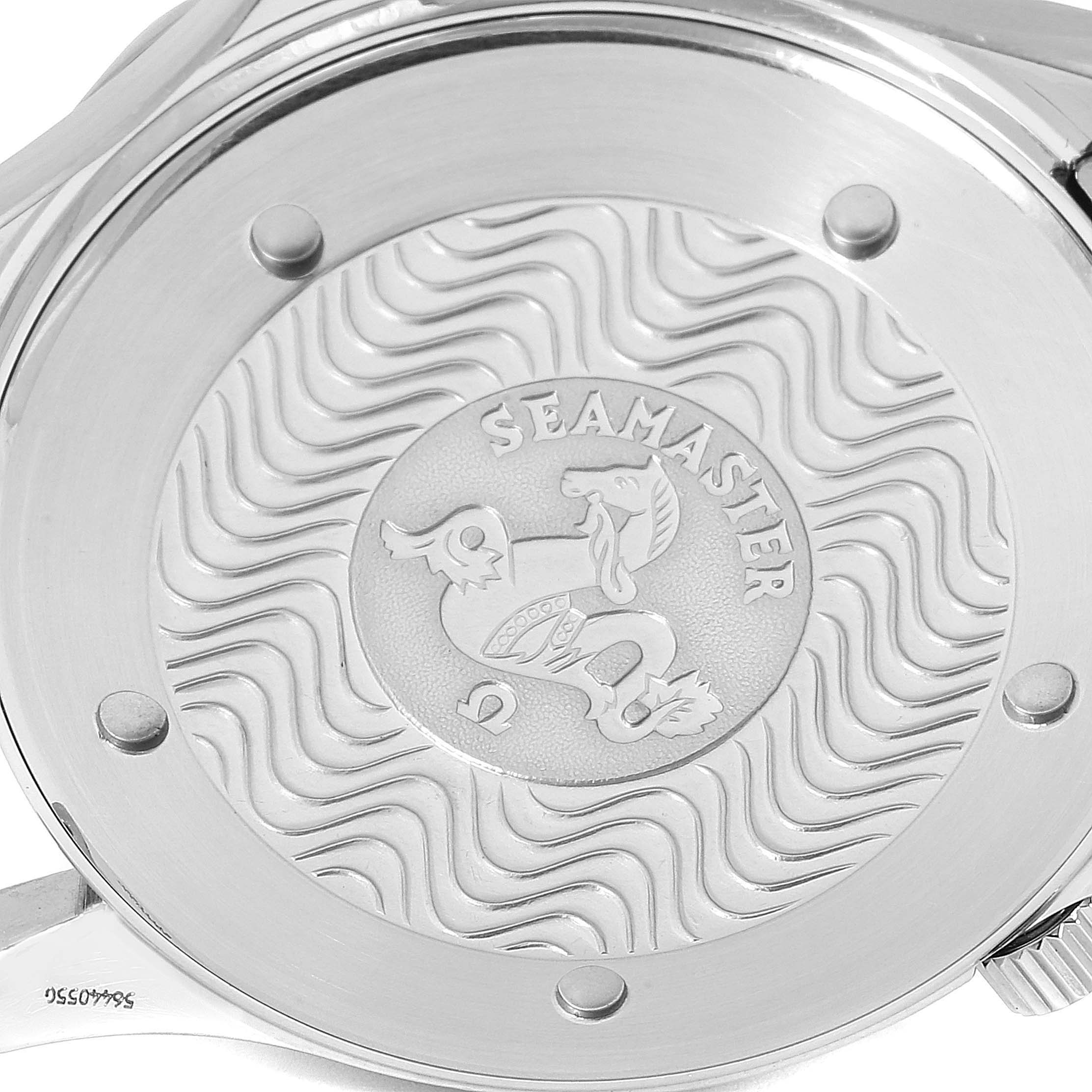 This image shows the case back of an Omega Seamaster 2541.80.00 Men
s Stainless Steel Blue Dial 2541.80.00 Men
s Stainless Steel Blue Dial watch, featuring an embossed logo design.